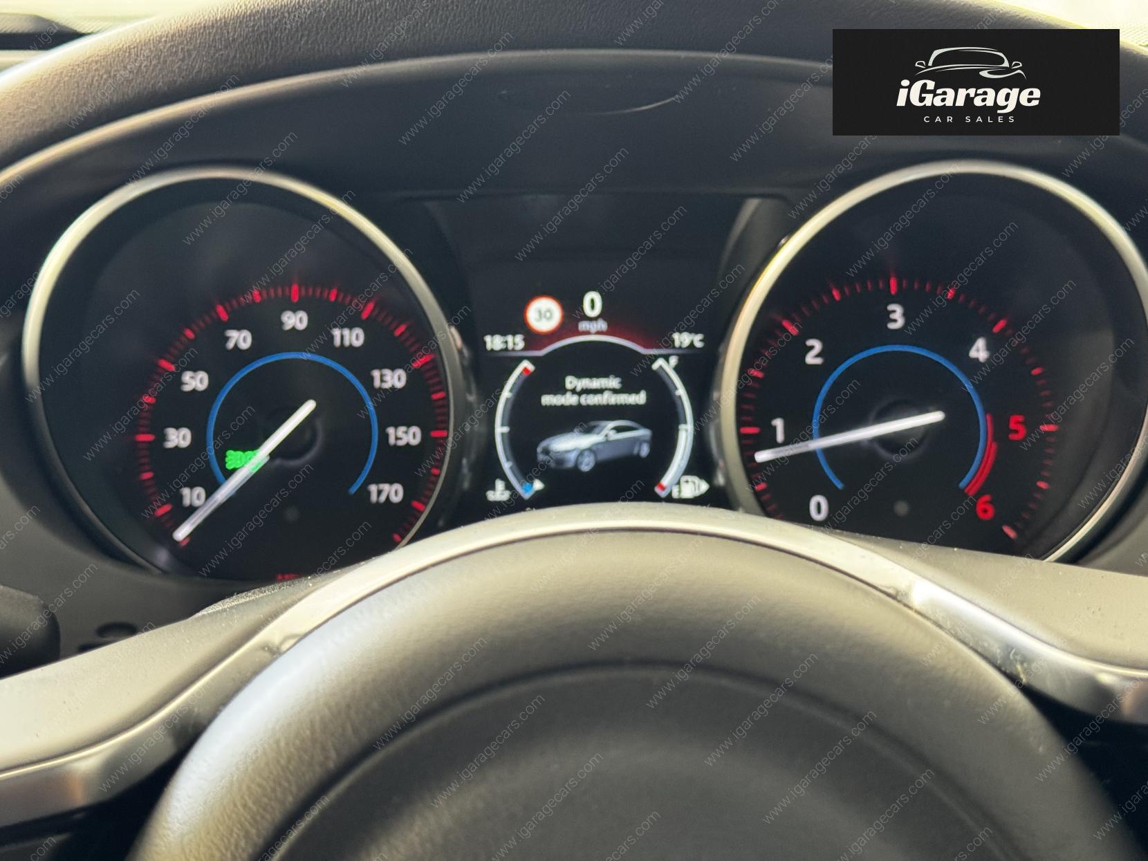 Jaguar XE 2.0d R-Sport Saloon 4dr Diesel Auto Euro 6 (s/s) (180 ps)