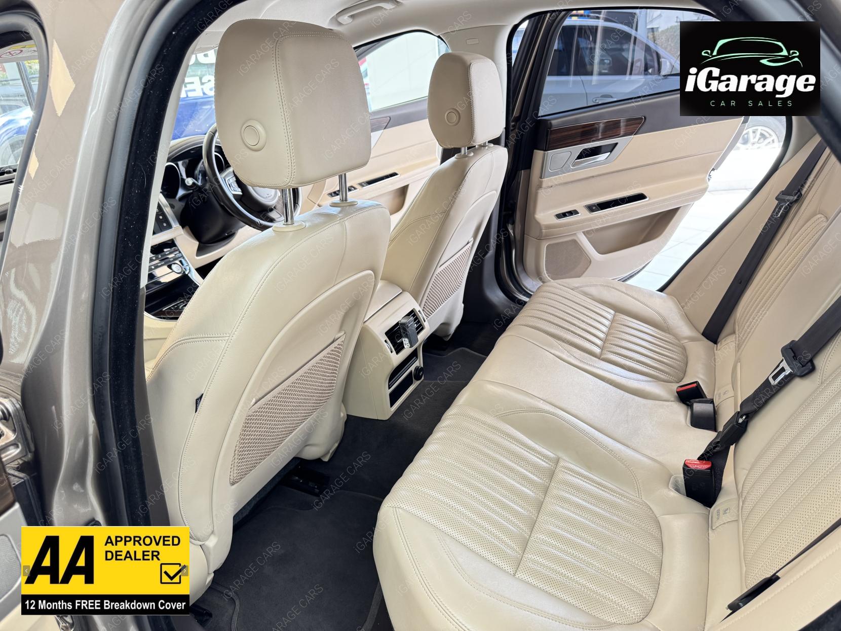 Jaguar XF 2.0d Portfolio Saloon 4dr Diesel Auto Euro 6 (s/s) (180 ps)