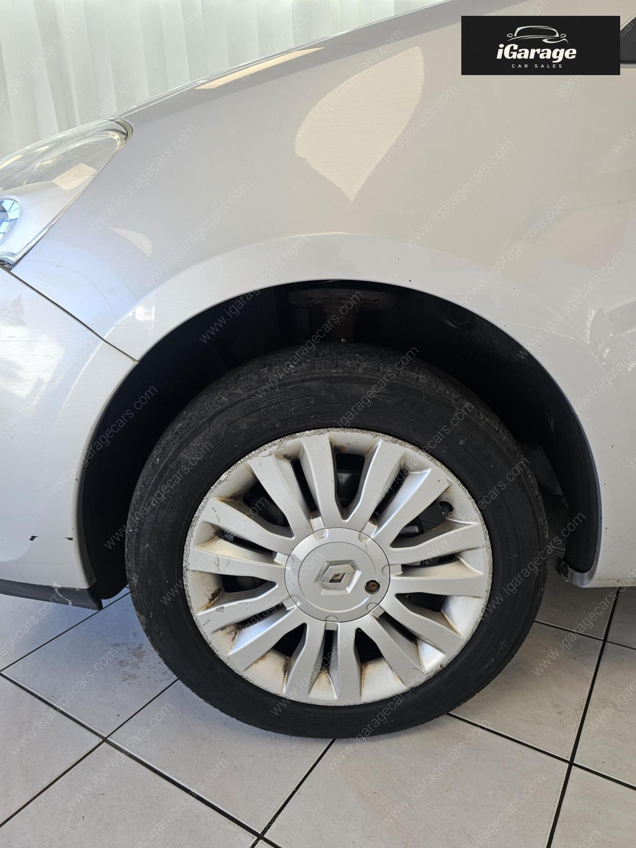 Renault Clio 1.2 I-Music Hatchback 3dr Petrol Manual Euro 5 (75 ps)