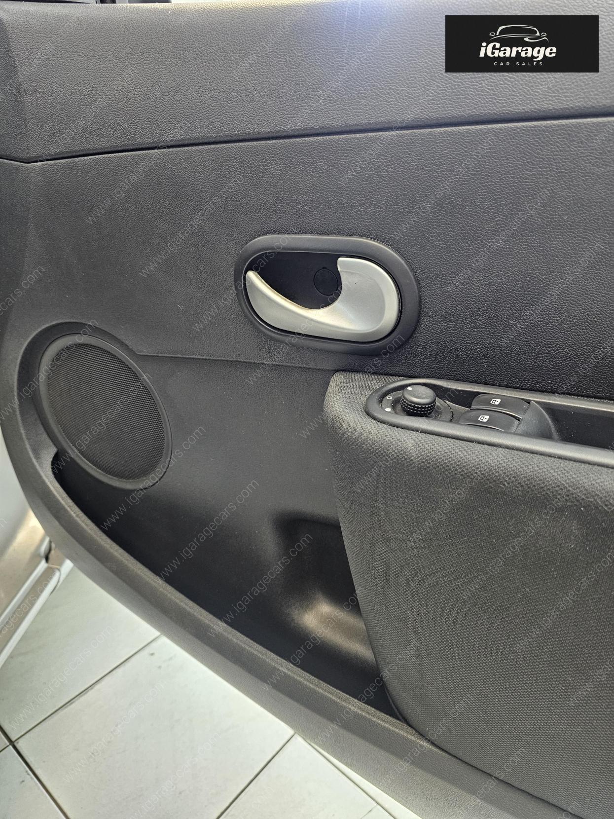 Renault Clio 1.2 I-Music Hatchback 3dr Petrol Manual Euro 5 (75 ps)