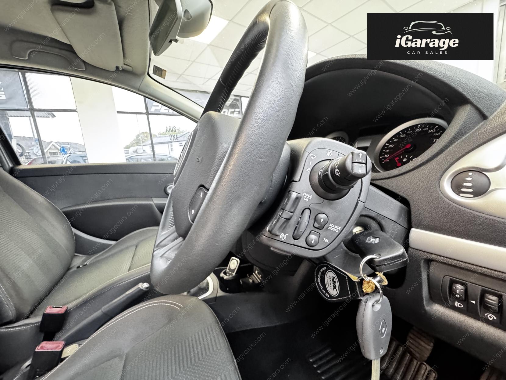 Renault Clio 1.2 Dynamique TomTom Hatchback 3dr Petrol Manual Euro 5 (75 ps)