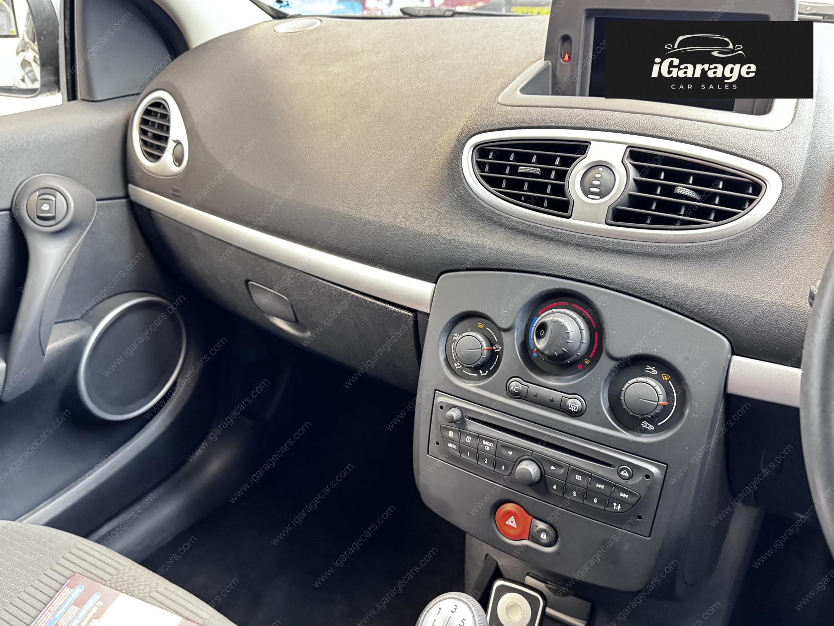 Renault Clio 1.2 Dynamique TomTom Hatchback 3dr Petrol Manual Euro 5 (75 ps)