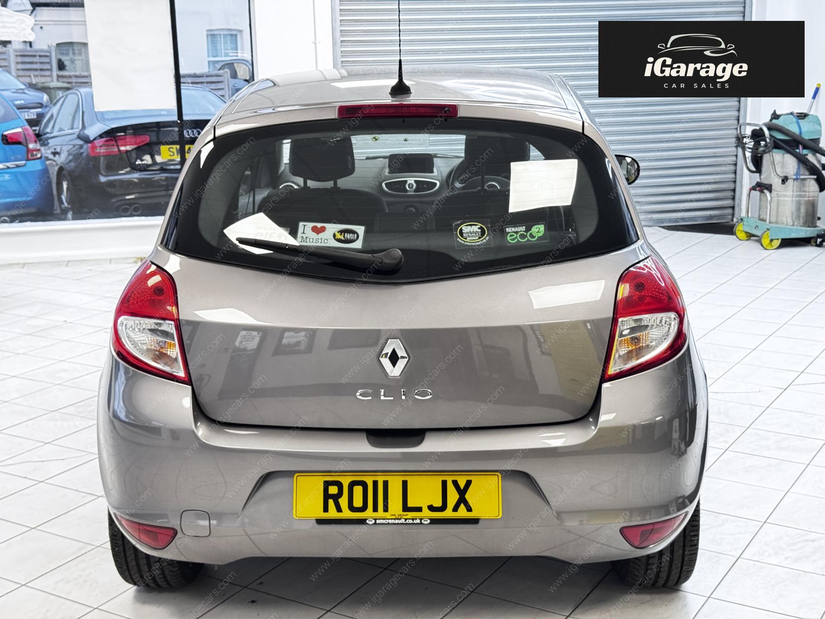 Renault Clio 1.2 Dynamique TomTom Hatchback 3dr Petrol Manual Euro 5 (75 ps)