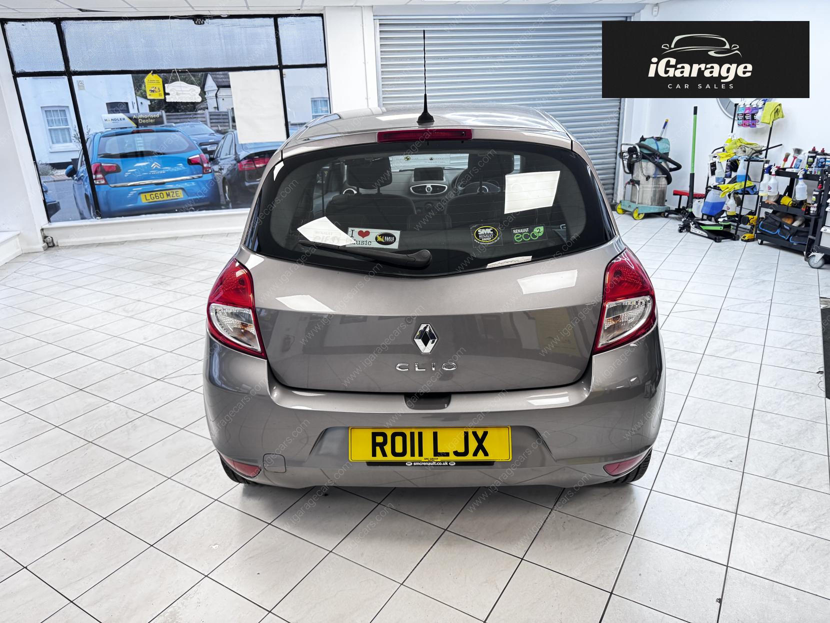 Renault Clio 1.2 Dynamique TomTom Hatchback 3dr Petrol Manual Euro 5 (75 ps)