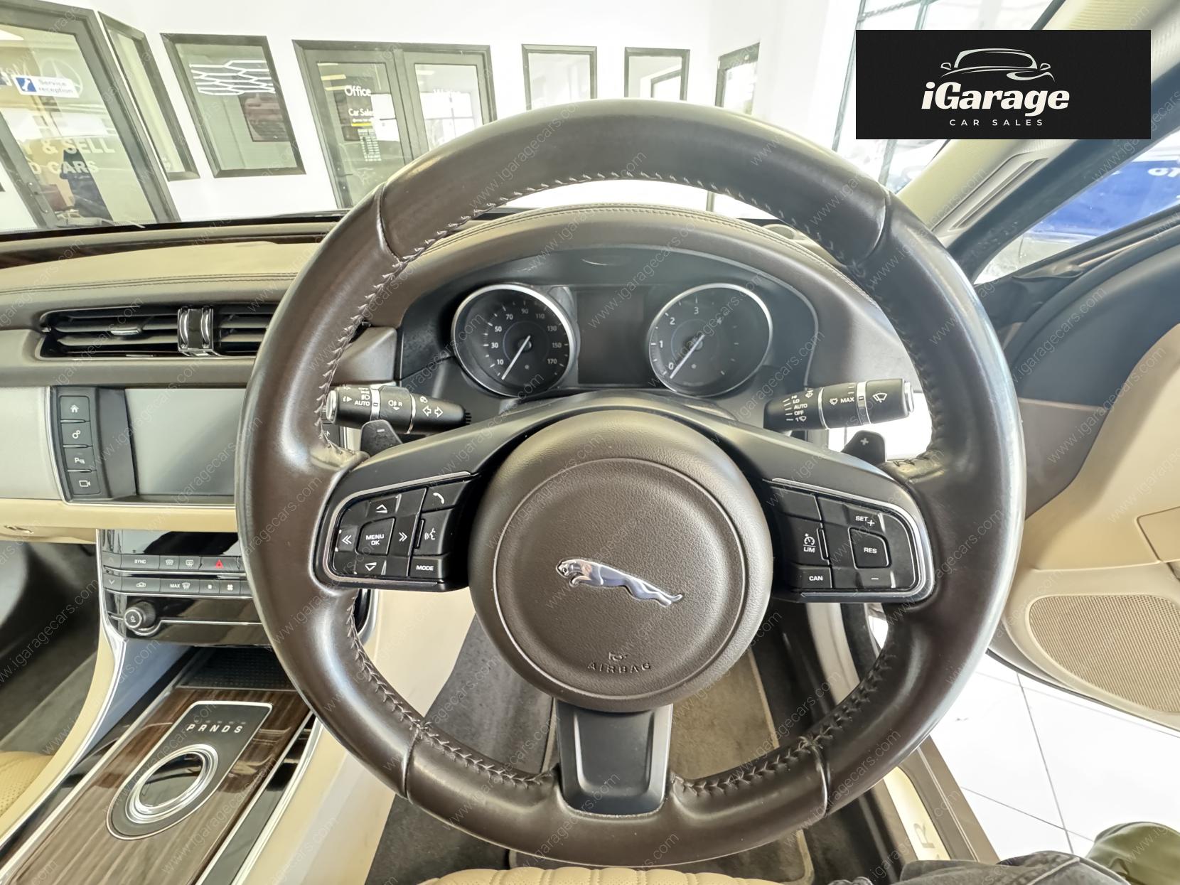 Jaguar XF 2.0d Portfolio Saloon 4dr Diesel Auto Euro 6 (s/s) (180 ps)