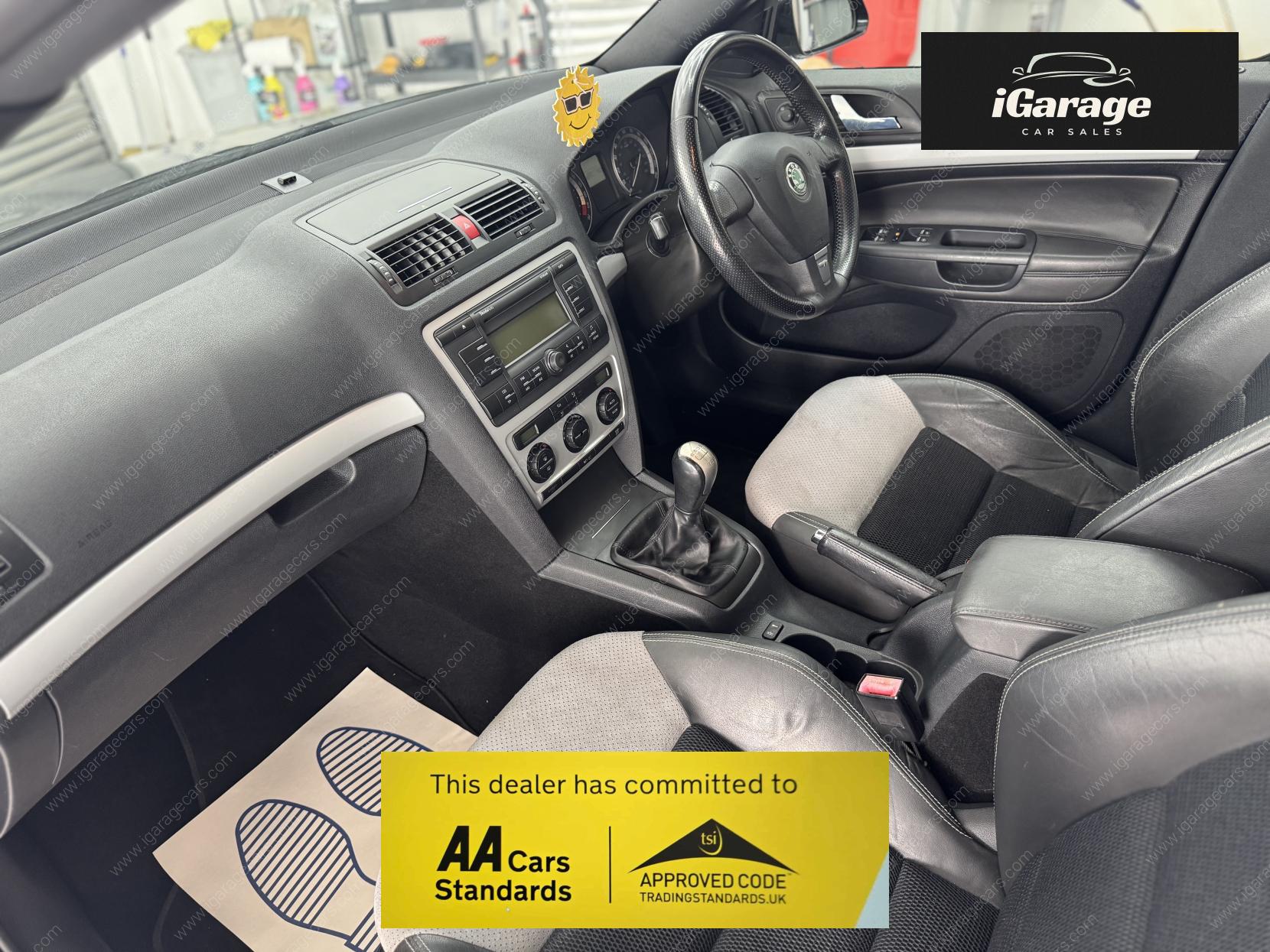 Skoda Octavia 2.0 TFSI vRS Hatchback 5dr Petrol Manual Euro 4 (200 ps)