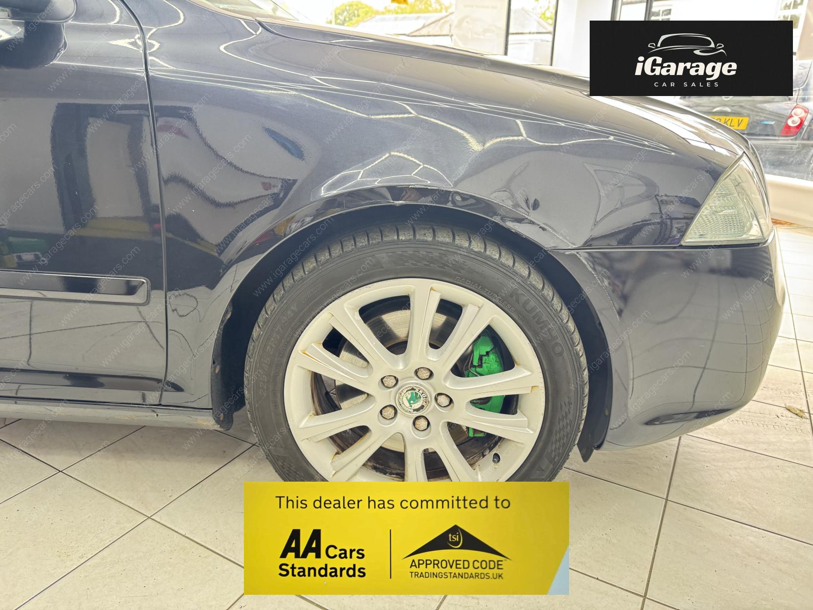 Skoda Octavia 2.0 TFSI vRS Hatchback 5dr Petrol Manual Euro 4 (200 ps)