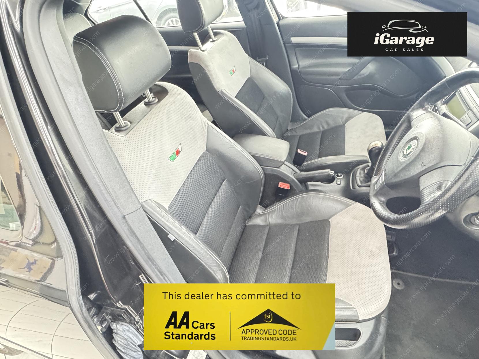 Skoda Octavia 2.0 TFSI vRS Hatchback 5dr Petrol Manual Euro 4 (200 ps)