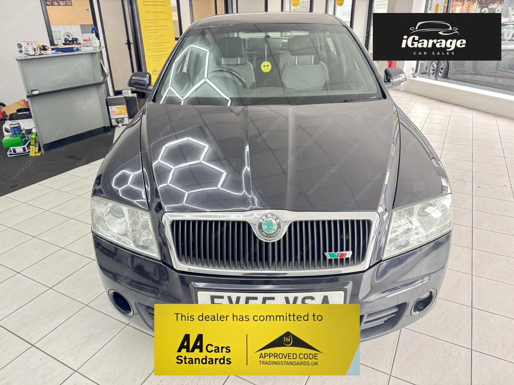 Skoda Octavia 2.0 TFSI vRS Hatchback 5dr Petrol Manual Euro 4 (200 ps)