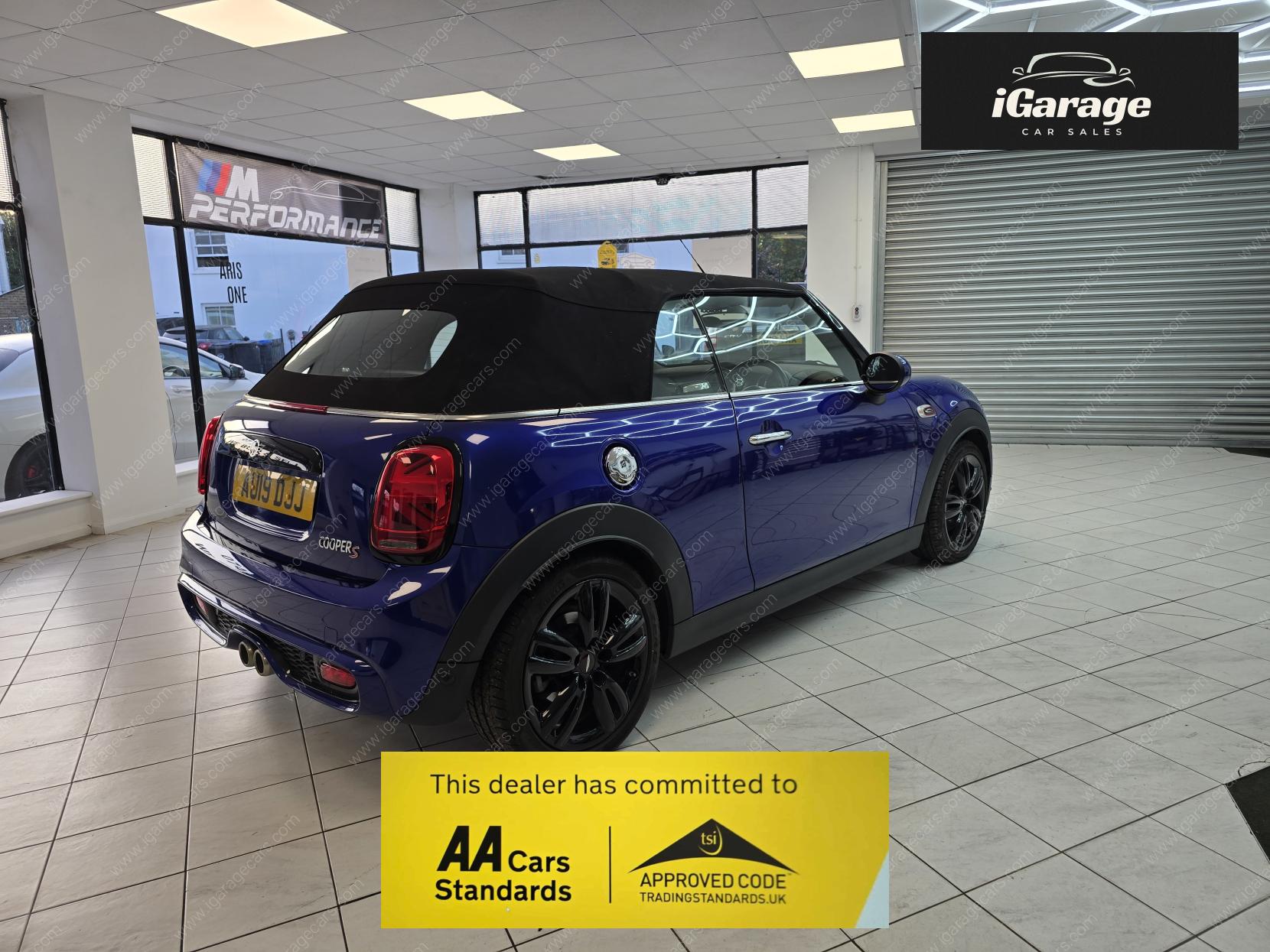 MINI Convertible 2.0 Cooper S Classic Convertible 2dr Petrol Steptronic Euro 6 (s/s) (192 ps)