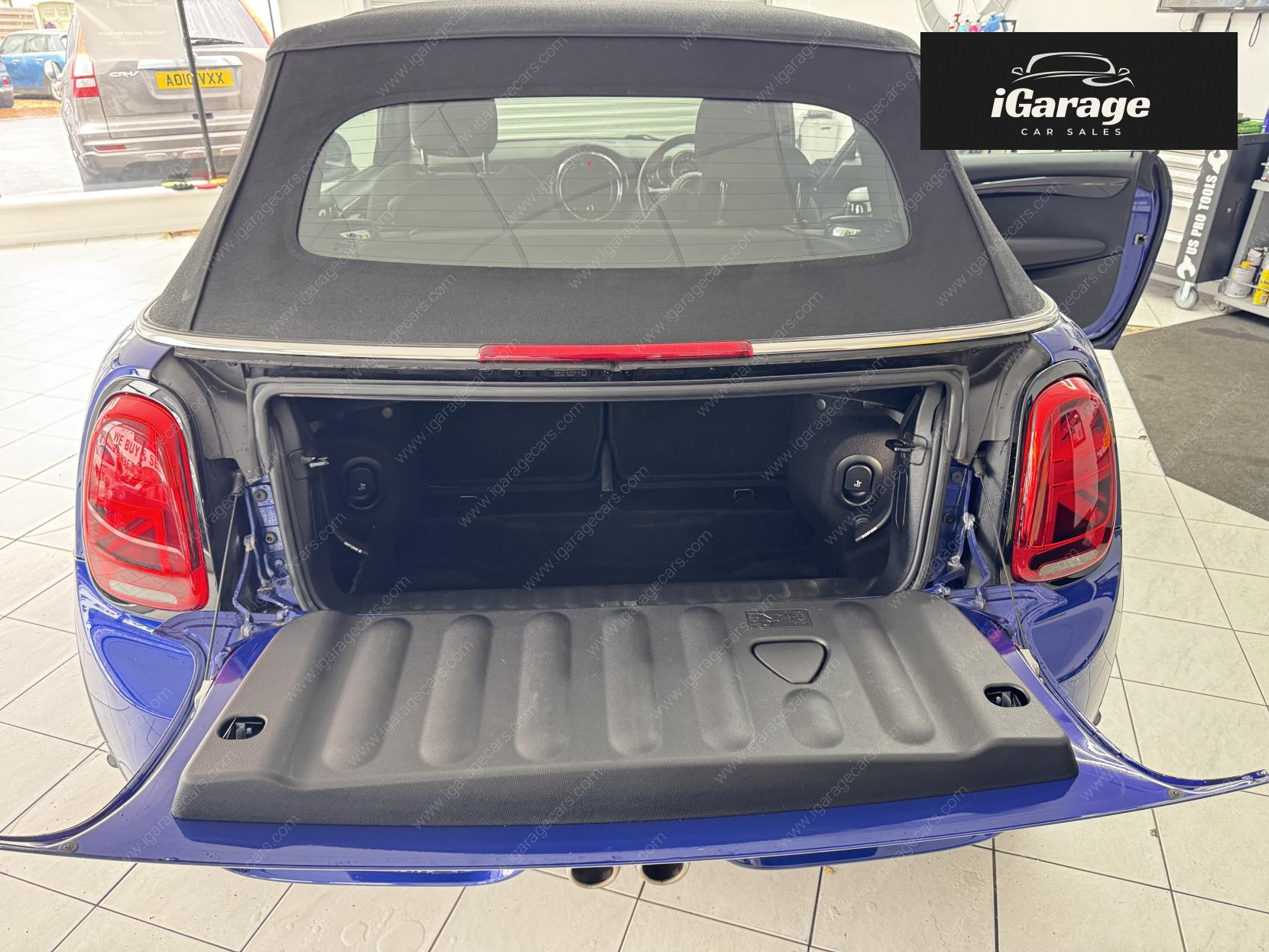 MINI Convertible 2.0 Cooper S Classic Convertible 2dr Petrol Steptronic Euro 6 (s/s) (192 ps)