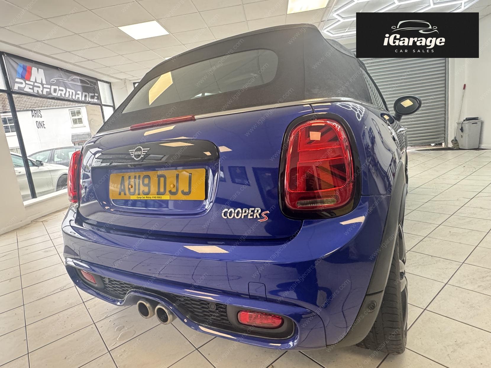 MINI Convertible 2.0 Cooper S Classic Convertible 2dr Petrol Steptronic Euro 6 (s/s) (192 ps)