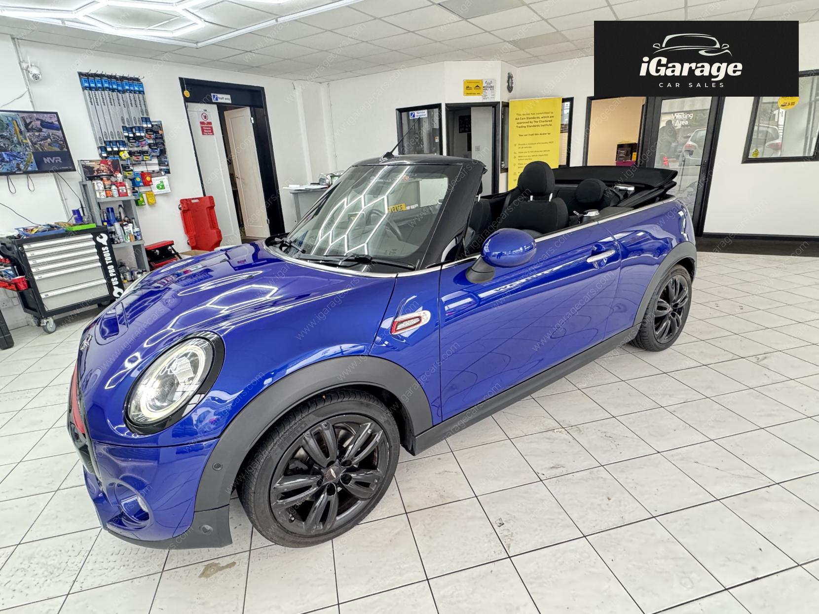 MINI Convertible 2.0 Cooper S Classic Convertible 2dr Petrol Steptronic Euro 6 (s/s) (192 ps)