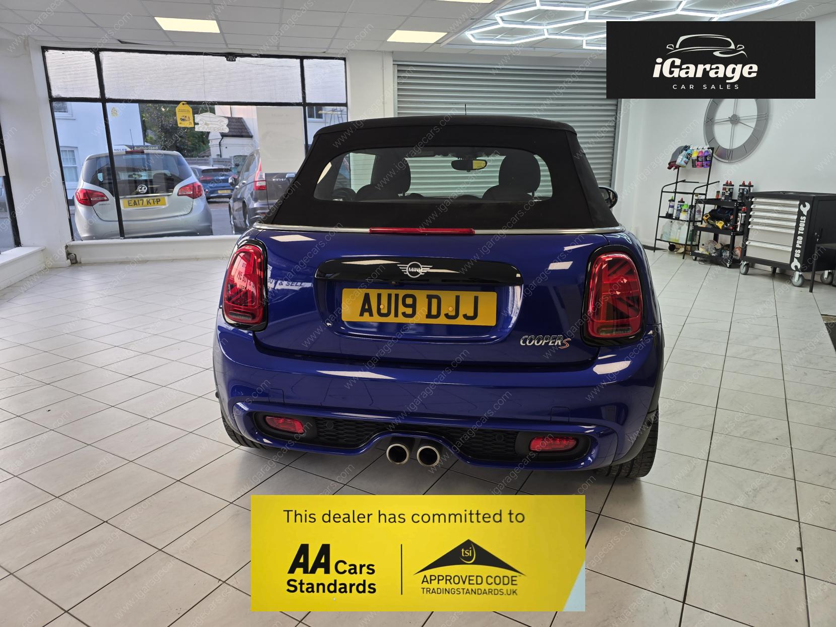 MINI Convertible 2.0 Cooper S Classic Convertible 2dr Petrol Steptronic Euro 6 (s/s) (192 ps)