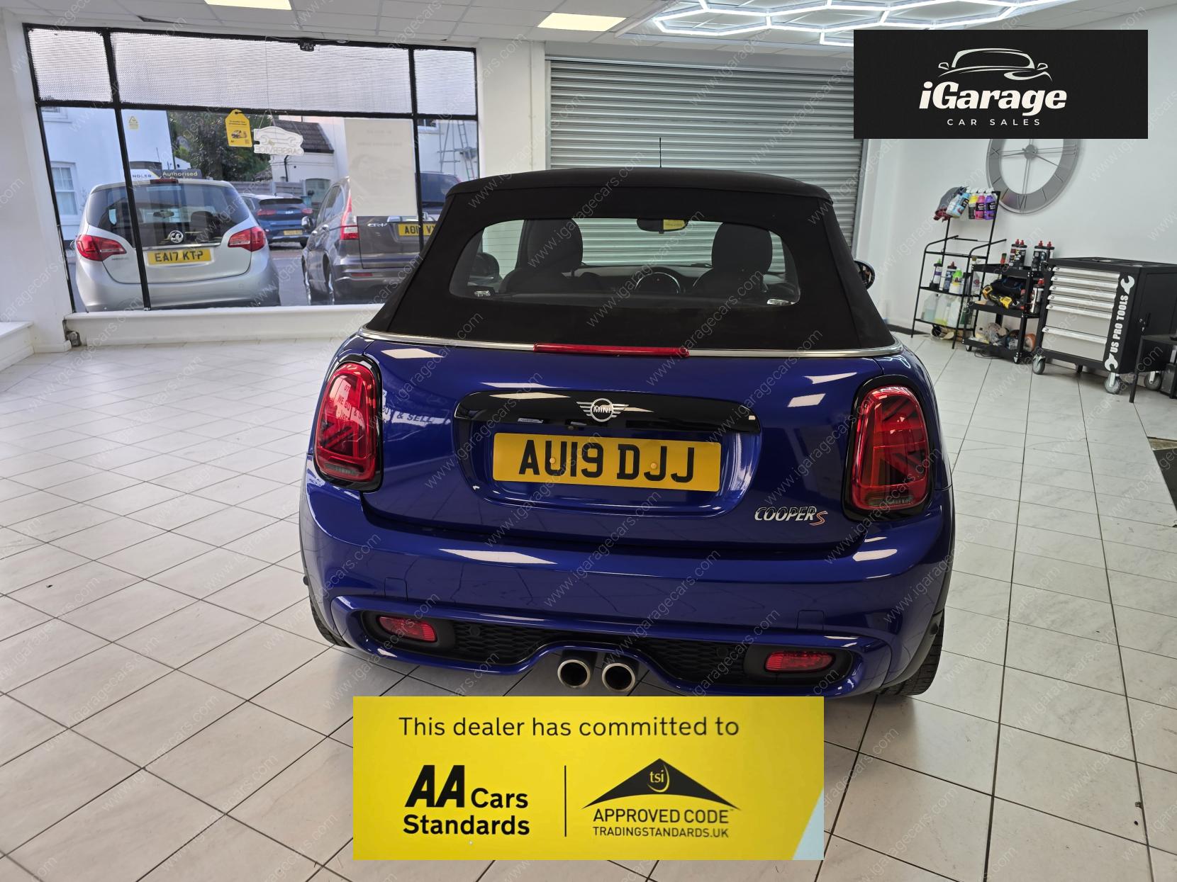 MINI Convertible 2.0 Cooper S Classic Convertible 2dr Petrol Steptronic Euro 6 (s/s) (192 ps)