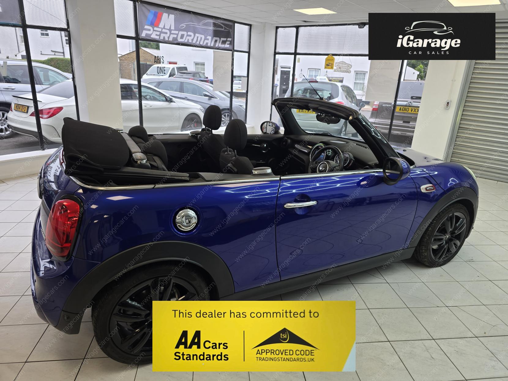 MINI Convertible 2.0 Cooper S Classic Convertible 2dr Petrol Steptronic Euro 6 (s/s) (192 ps)