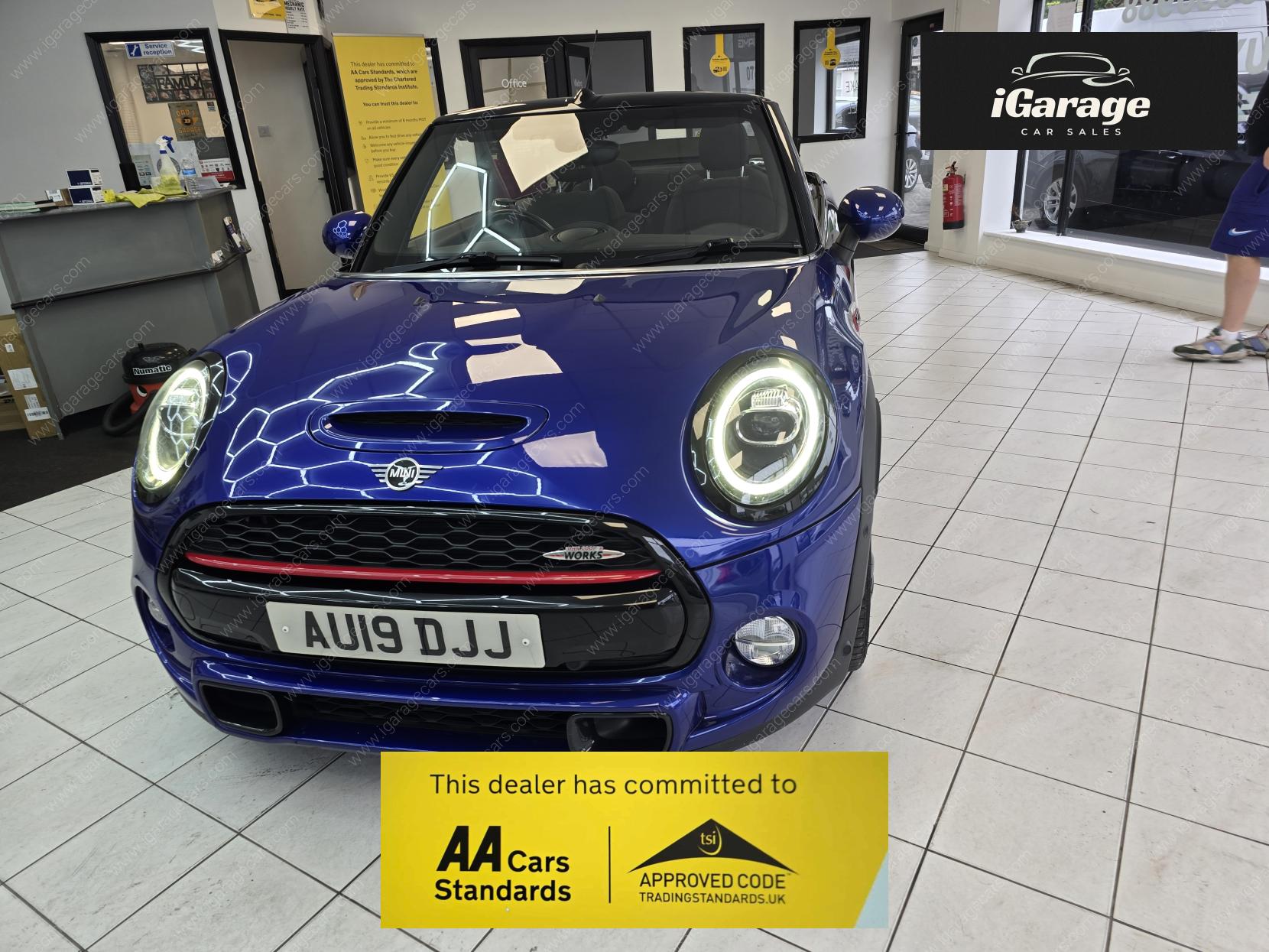 MINI Convertible 2.0 Cooper S Classic Convertible 2dr Petrol Steptronic Euro 6 (s/s) (192 ps)
