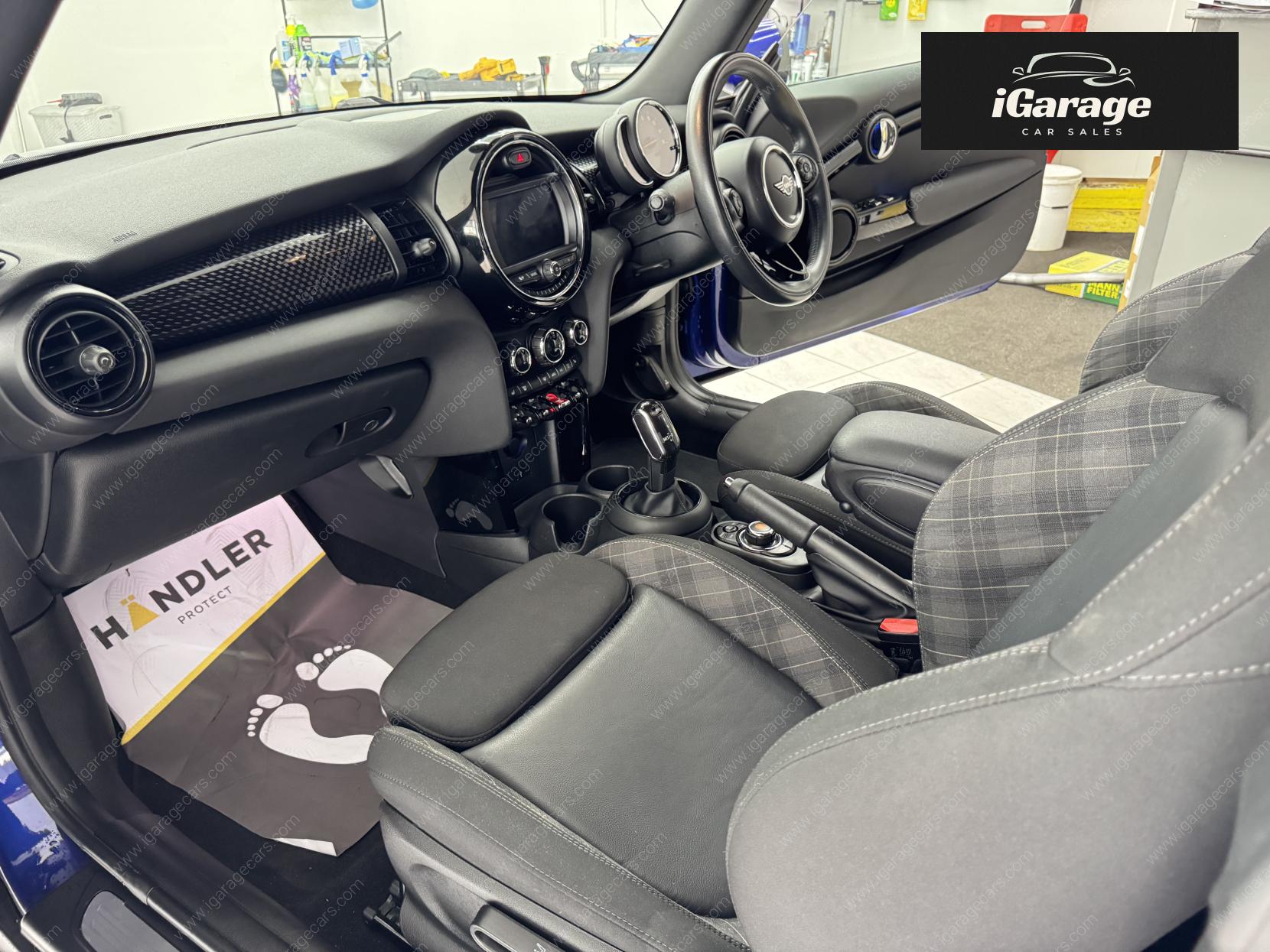 MINI Convertible 2.0 Cooper S Classic Convertible 2dr Petrol Steptronic Euro 6 (s/s) (192 ps)