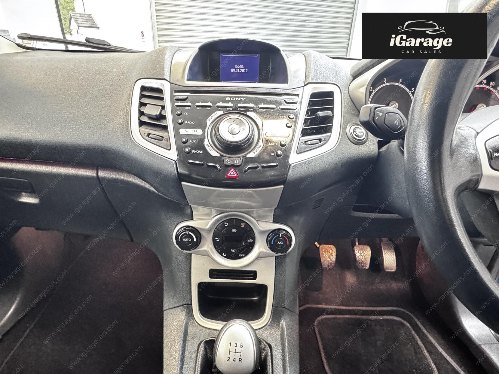 Ford Fiesta 1.6 Titanium Hatchback 5dr Petrol Manual (134 g/km, 118 bhp)