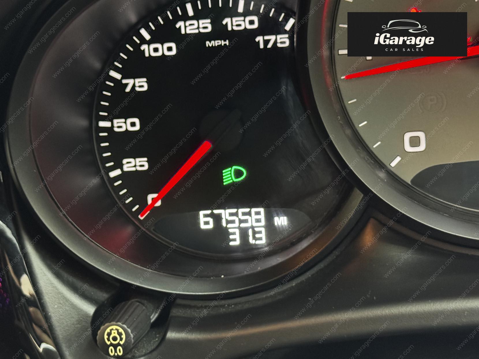 Porsche Macan 3.0 TD V6 S SUV 5dr Diesel PDK 4WD Euro 6 (s/s) (258 ps)