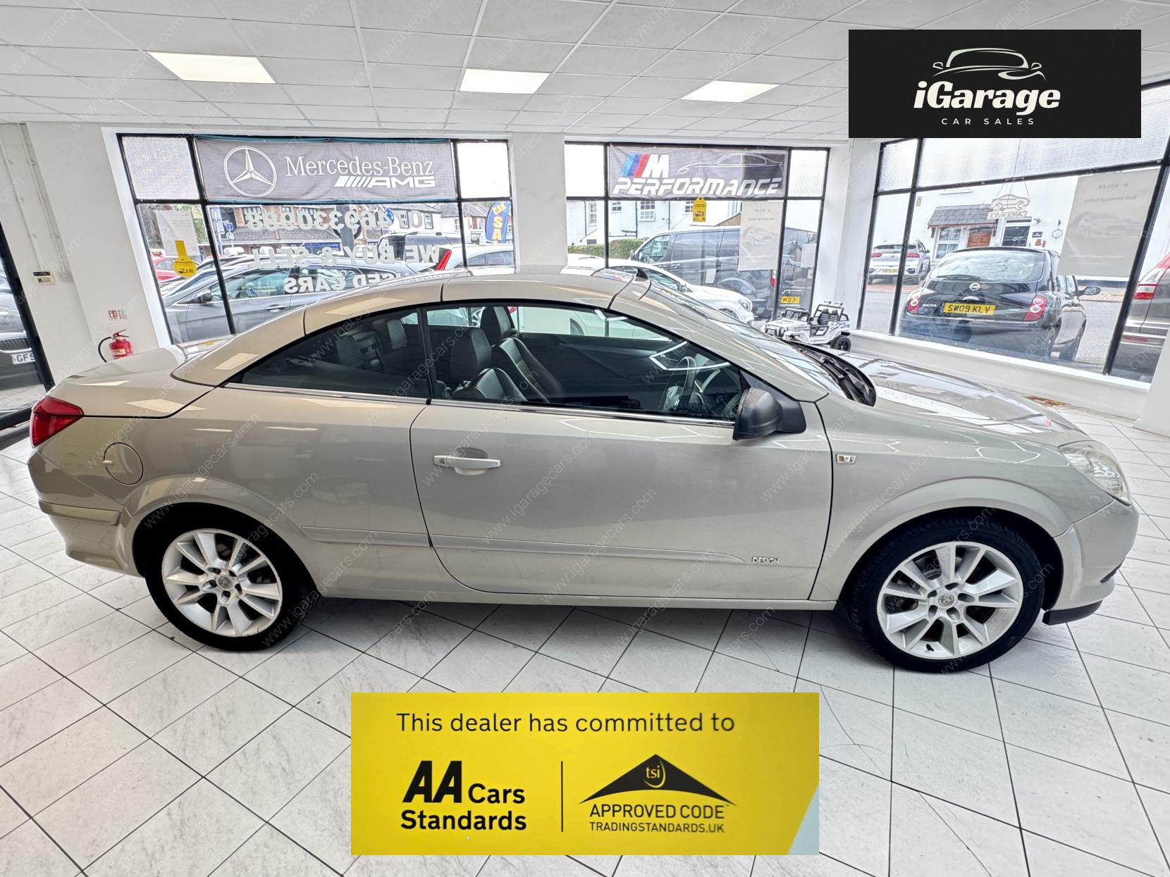 Vauxhall Astra 1.8i Design Twin Top 2dr Petrol Manual (185 g/km, 138 bhp)