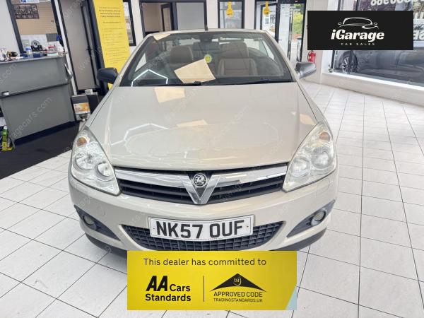 Vauxhall Astra 1.8i Design Twin Top 2dr Petrol Manual (185 g/km, 138 bhp)