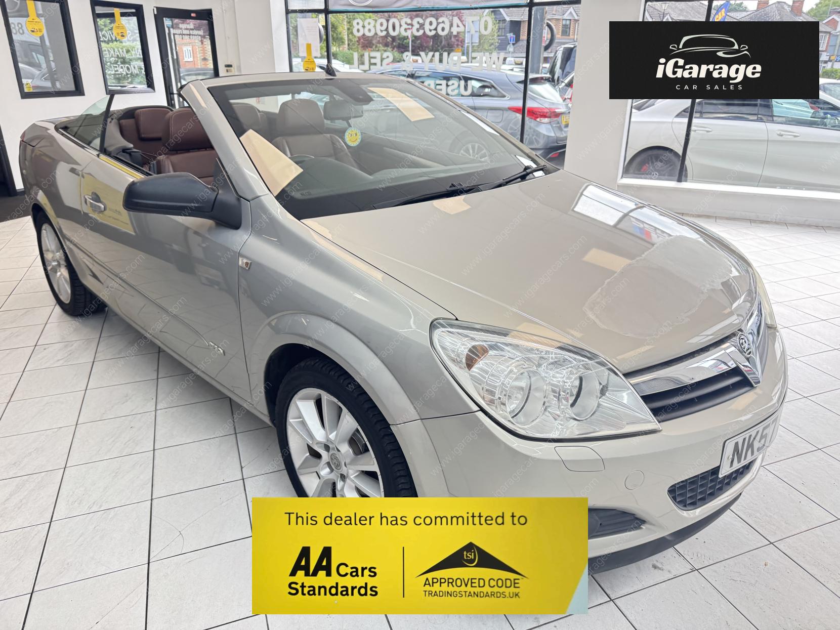 Vauxhall Astra 1.8i Design Twin Top 2dr Petrol Manual (185 g/km, 138 bhp)