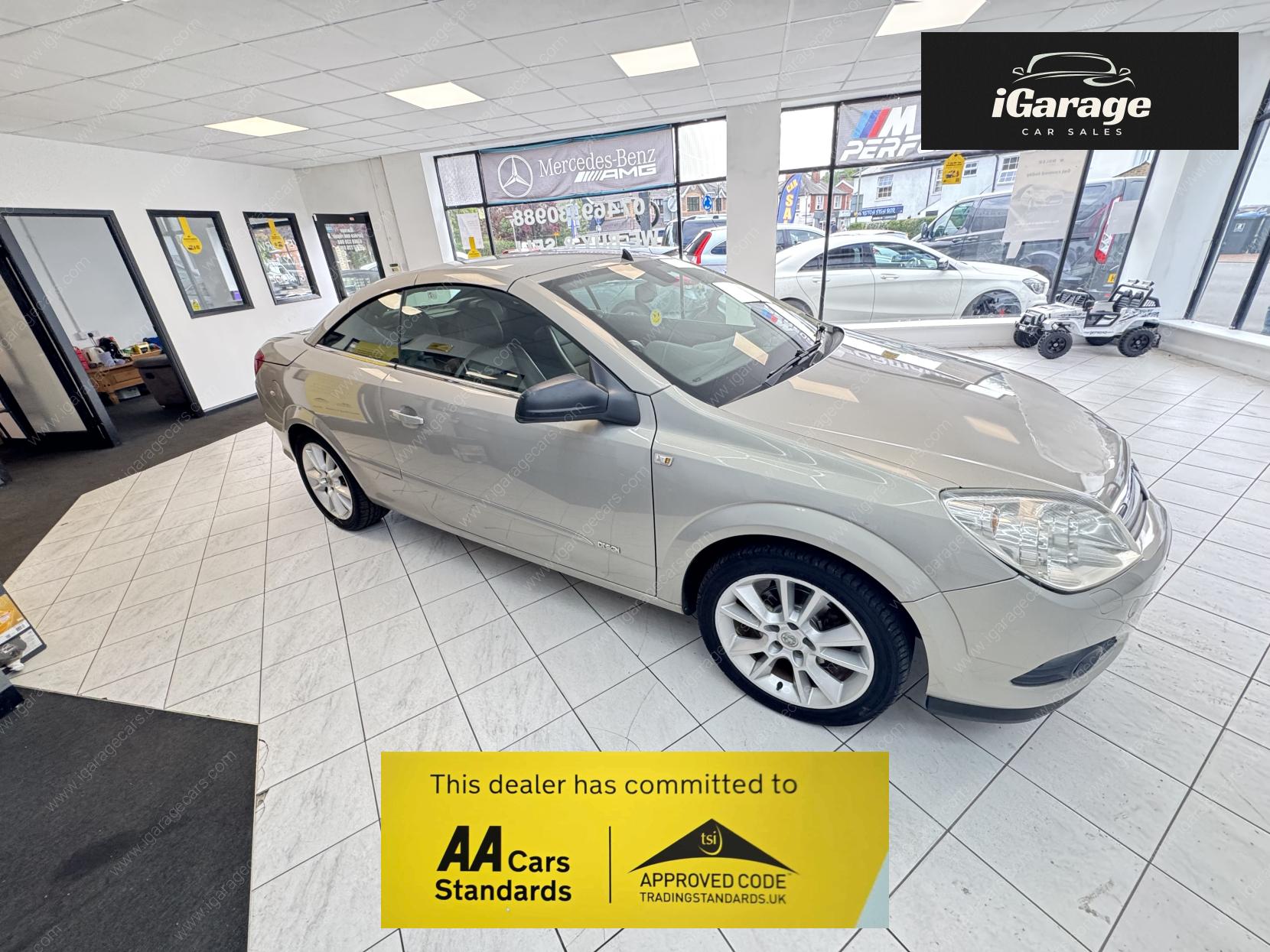 Vauxhall Astra 1.8i Design Twin Top 2dr Petrol Manual (185 g/km, 138 bhp)