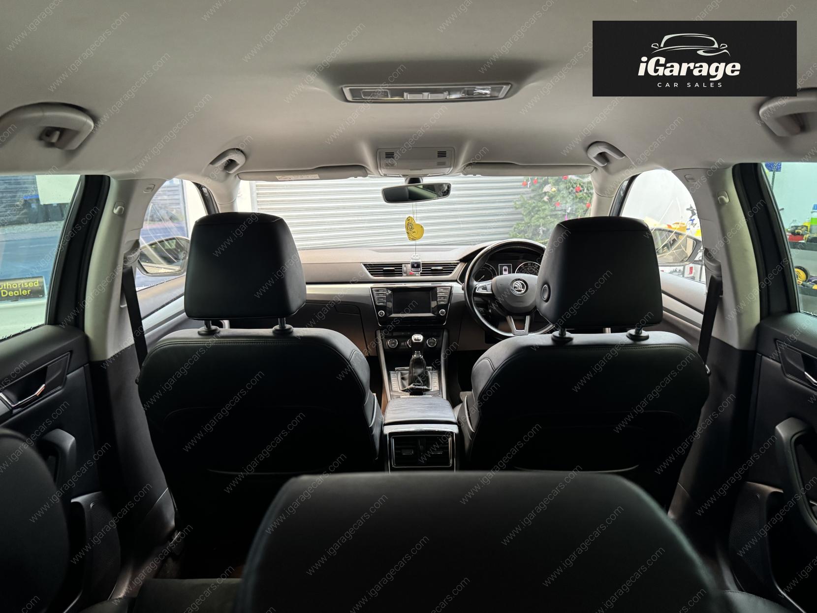 Skoda Superb 2.0 TDI SE Business Estate 5dr Diesel Manual Euro 6 (s/s) (150 ps)