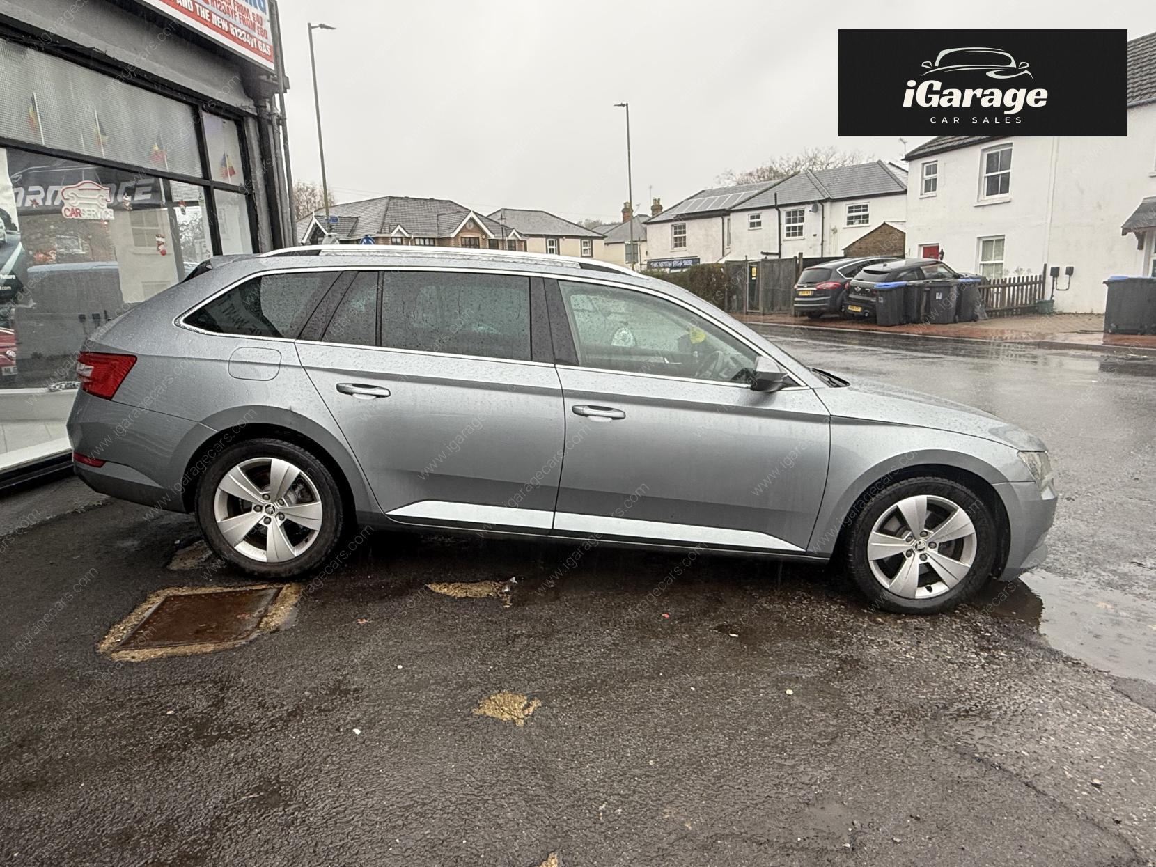 Skoda Superb 2.0 TDI SE Business Estate 5dr Diesel Manual Euro 6 (s/s) (150 ps)