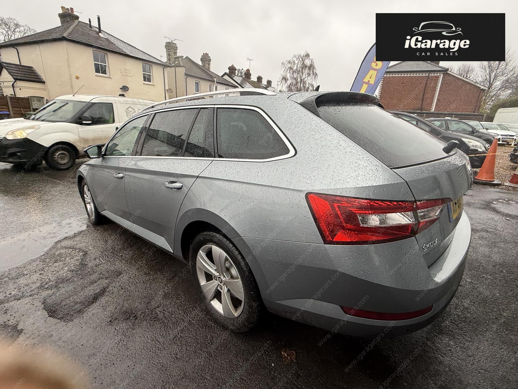 Skoda Superb 2.0 TDI SE Business Estate 5dr Diesel Manual Euro 6 (s/s) (150 ps)