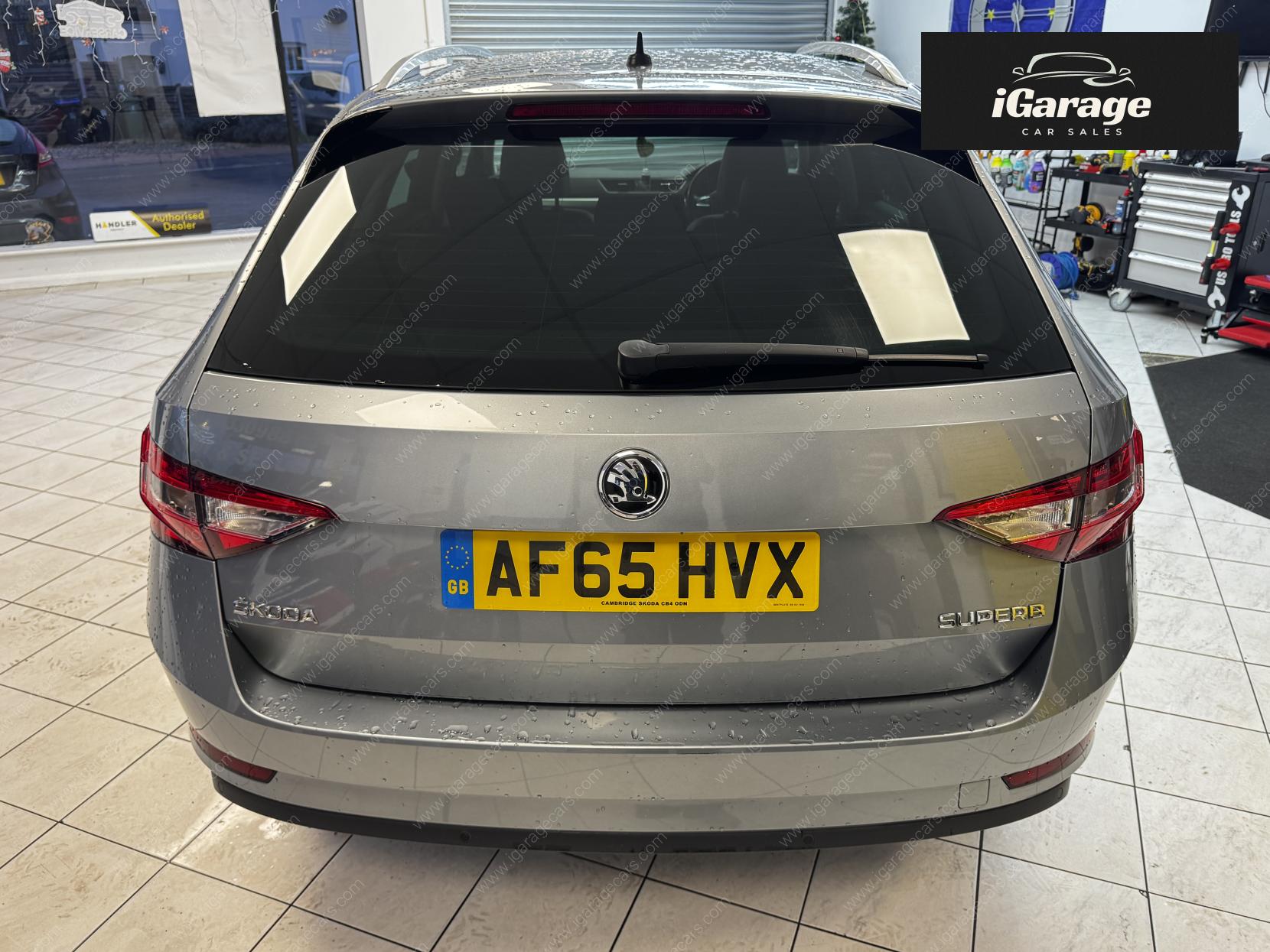 Skoda Superb 2.0 TDI SE Business Estate 5dr Diesel Manual Euro 6 (s/s) (150 ps)