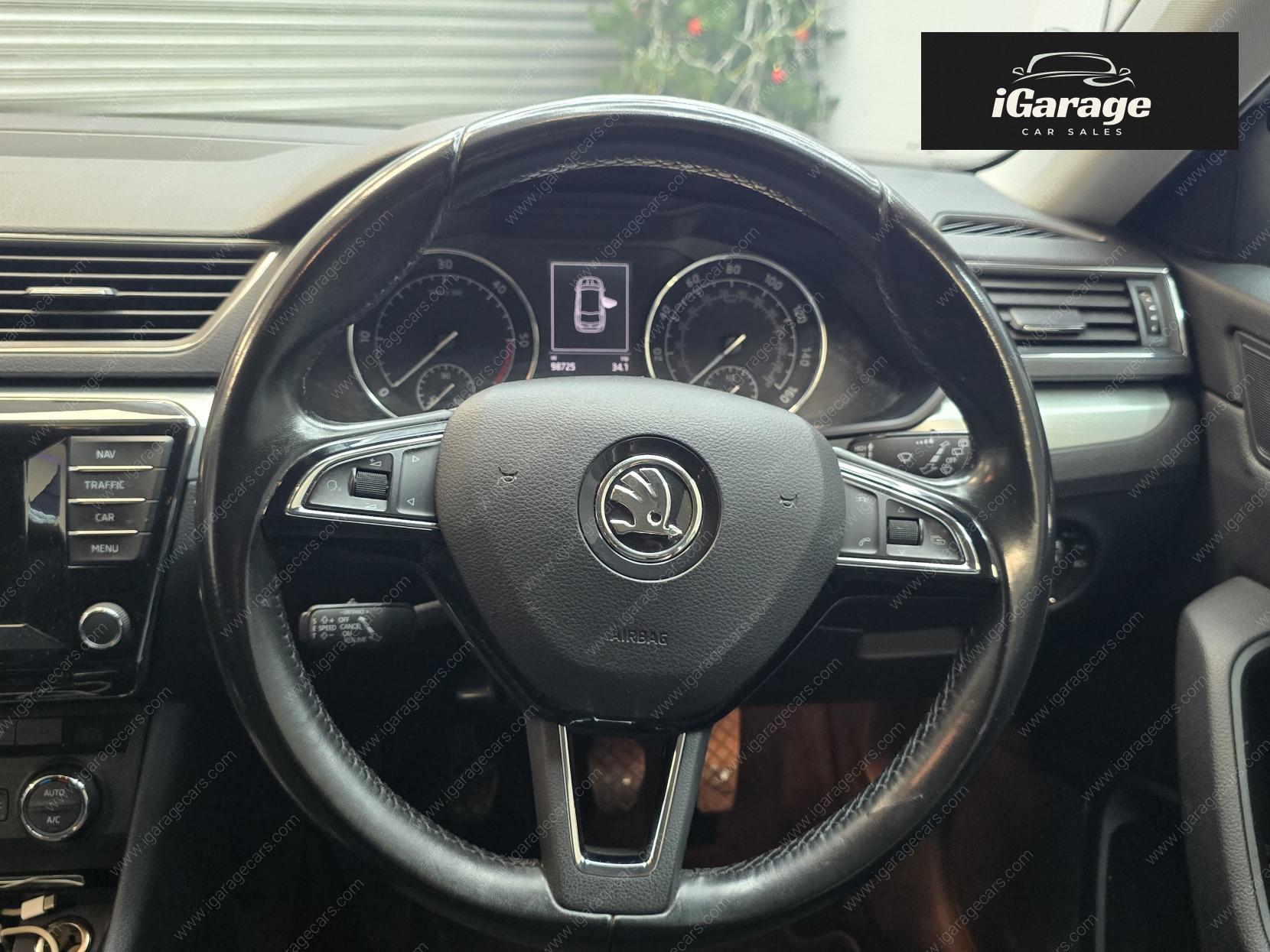 Skoda Superb 2.0 TDI SE Business Estate 5dr Diesel Manual Euro 6 (s/s) (150 ps)