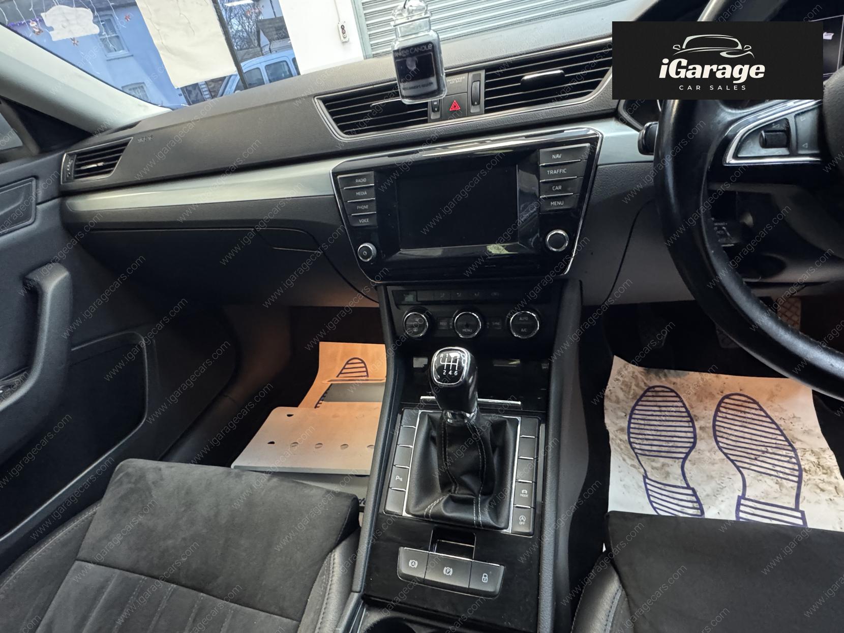 Skoda Superb 2.0 TDI SE Business Estate 5dr Diesel Manual Euro 6 (s/s) (150 ps)