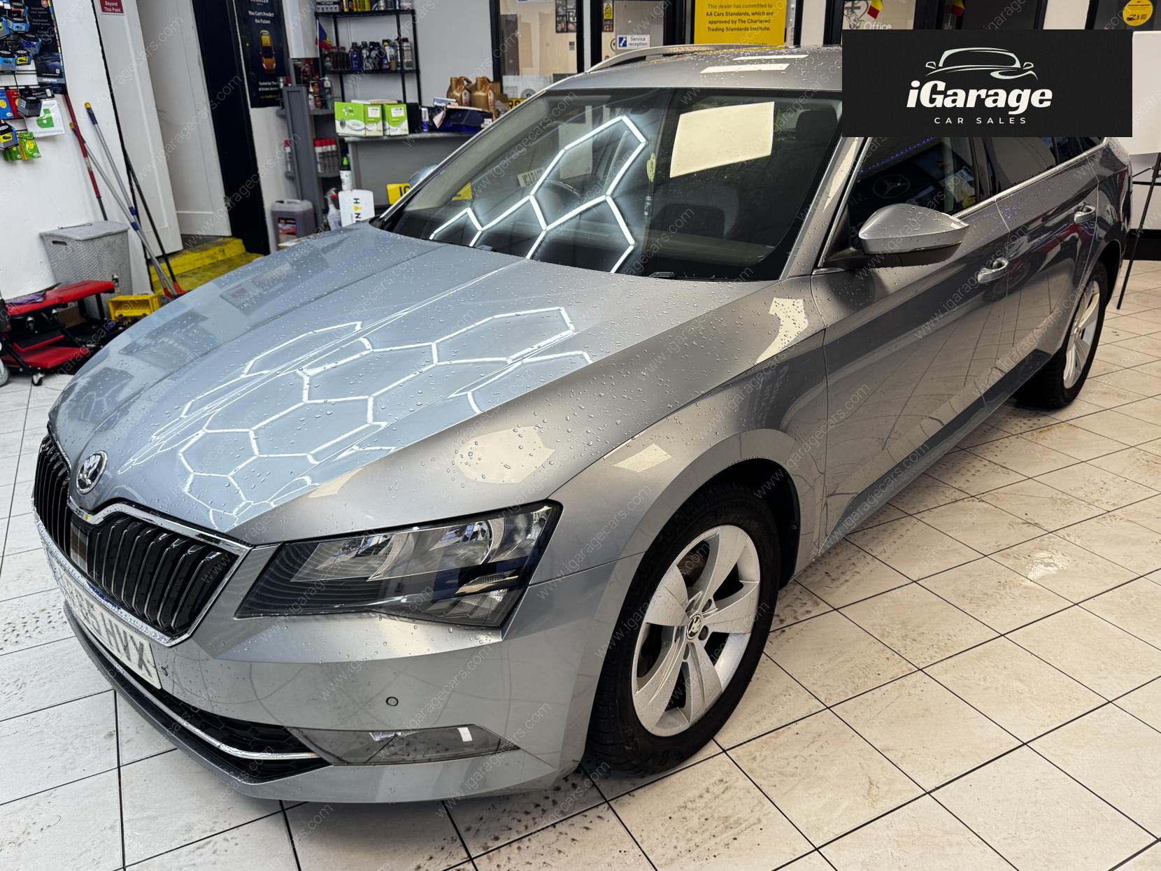 Skoda Superb 2.0 TDI SE Business Estate 5dr Diesel Manual Euro 6 (s/s) (150 ps)