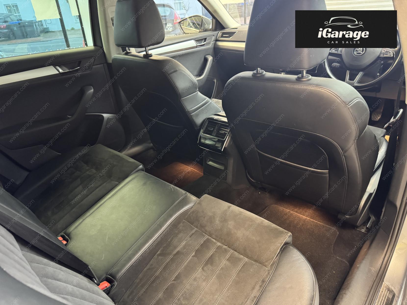 Skoda Superb 2.0 TDI SE Business Estate 5dr Diesel Manual Euro 6 (s/s) (150 ps)