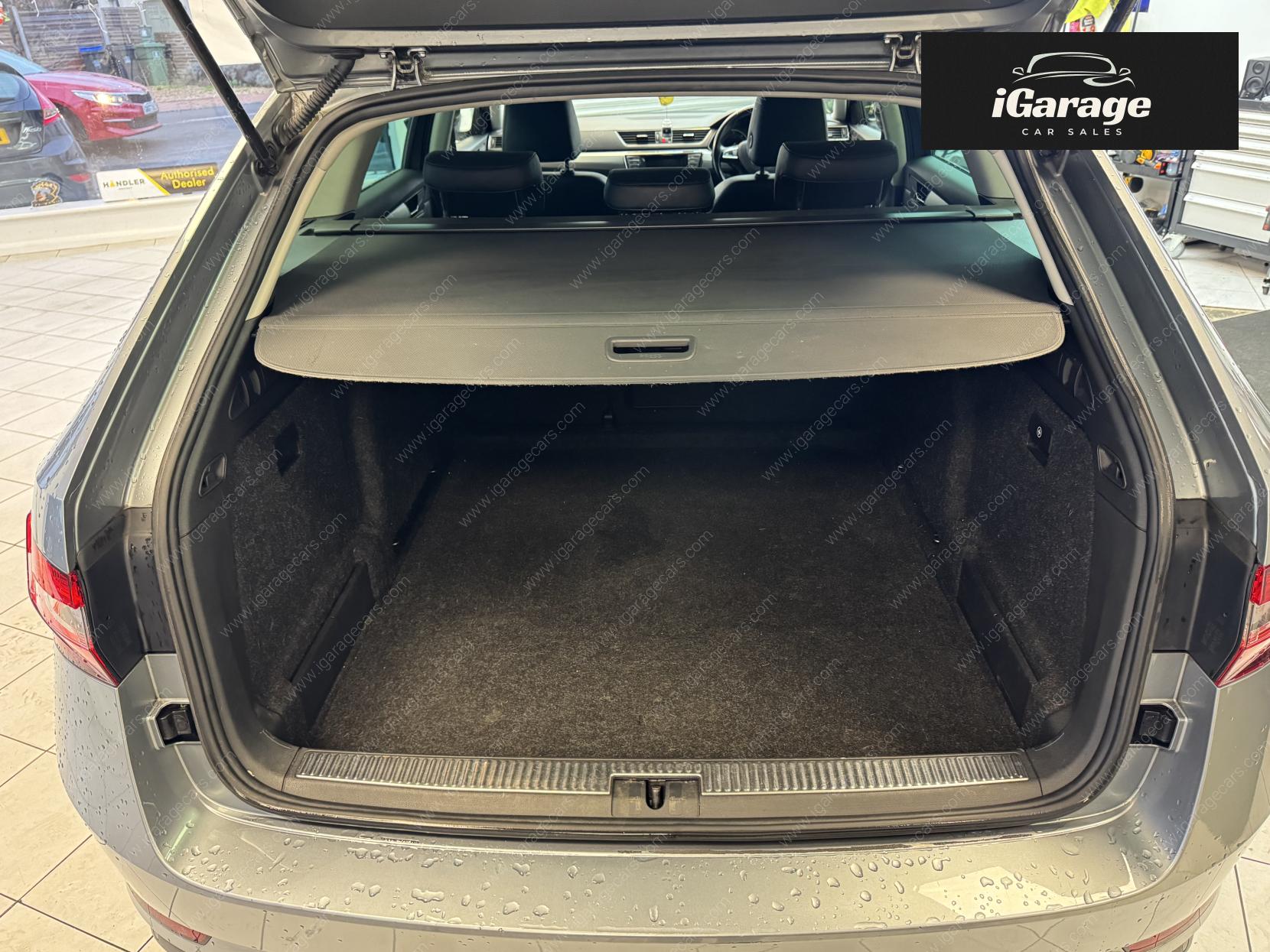 Skoda Superb 2.0 TDI SE Business Estate 5dr Diesel Manual Euro 6 (s/s) (150 ps)