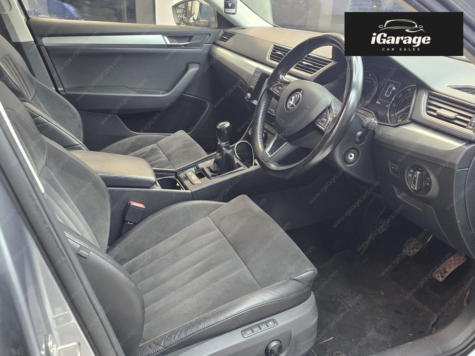 Skoda Superb 2.0 TDI SE Business Estate 5dr Diesel Manual Euro 6 (s/s) (150 ps)