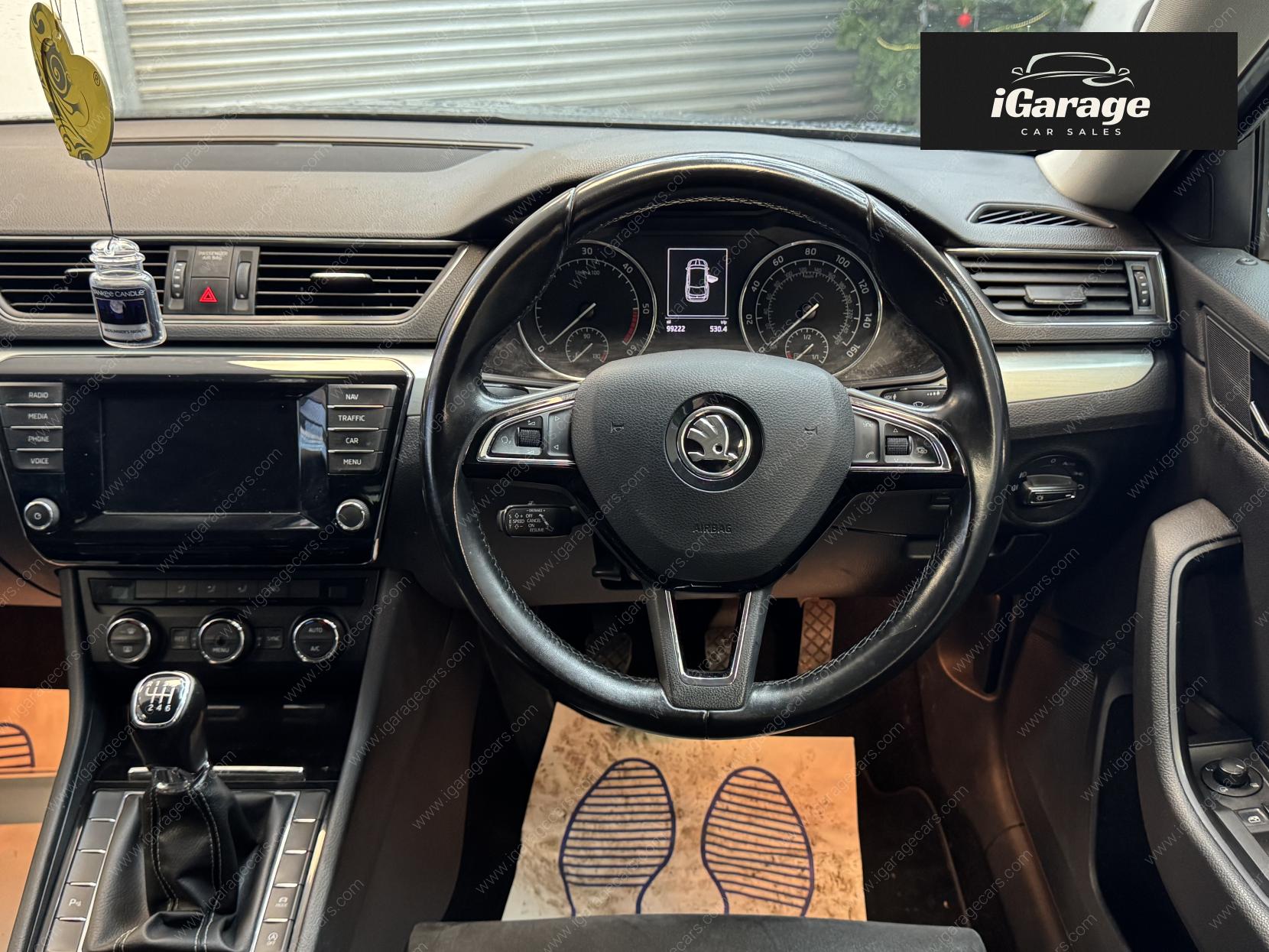 Skoda Superb 2.0 TDI SE Business Estate 5dr Diesel Manual Euro 6 (s/s) (150 ps)