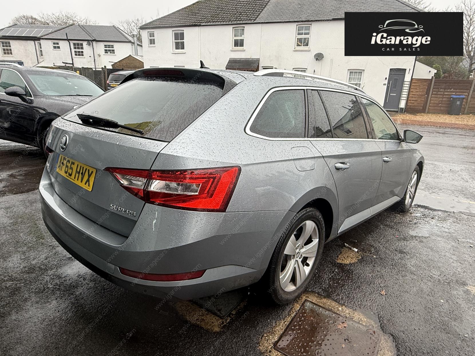 Skoda Superb 2.0 TDI SE Business Estate 5dr Diesel Manual Euro 6 (s/s) (150 ps)