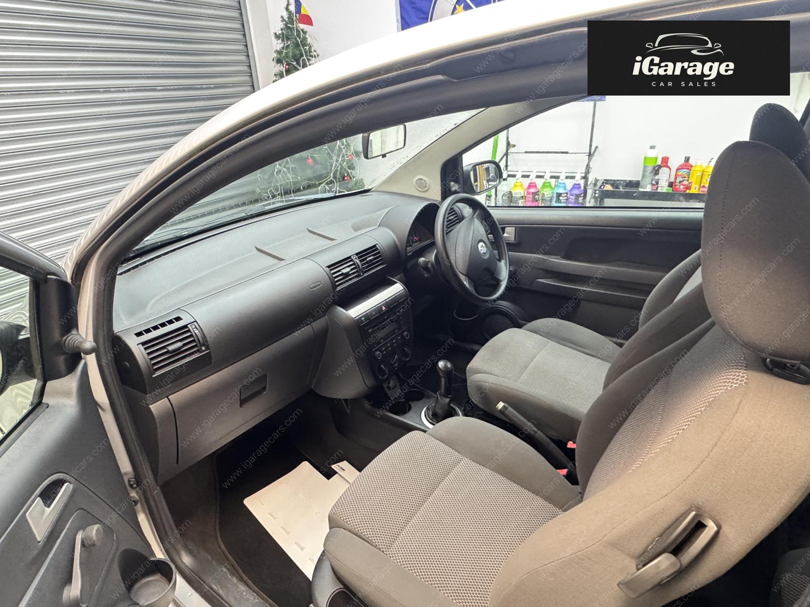 Volkswagen Fox 1.2 6V Hatchback 3dr Petrol Manual Euro 5 (60 ps)