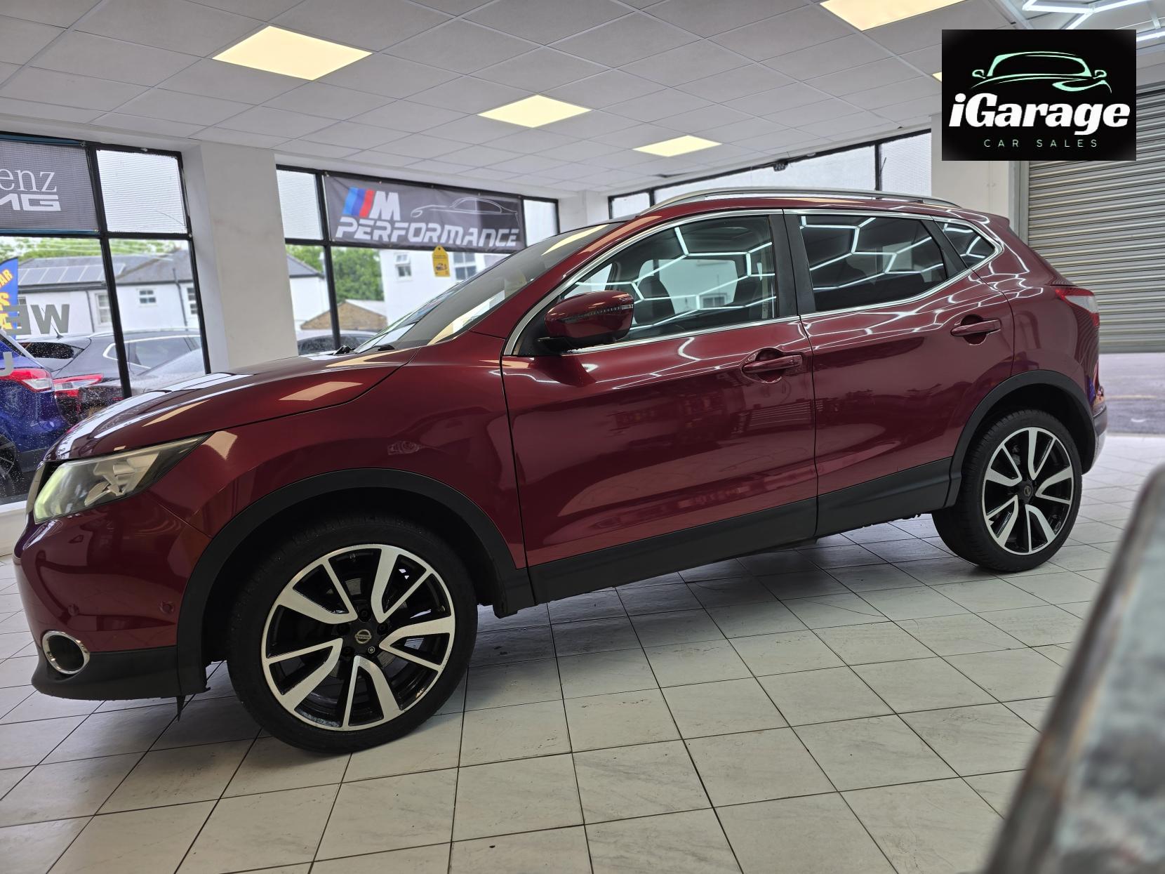 Nissan Qashqai 1.2 DIG-T Tekna SUV 5dr Petrol Manual 2WD Euro 5 (s/s) (115 ps)