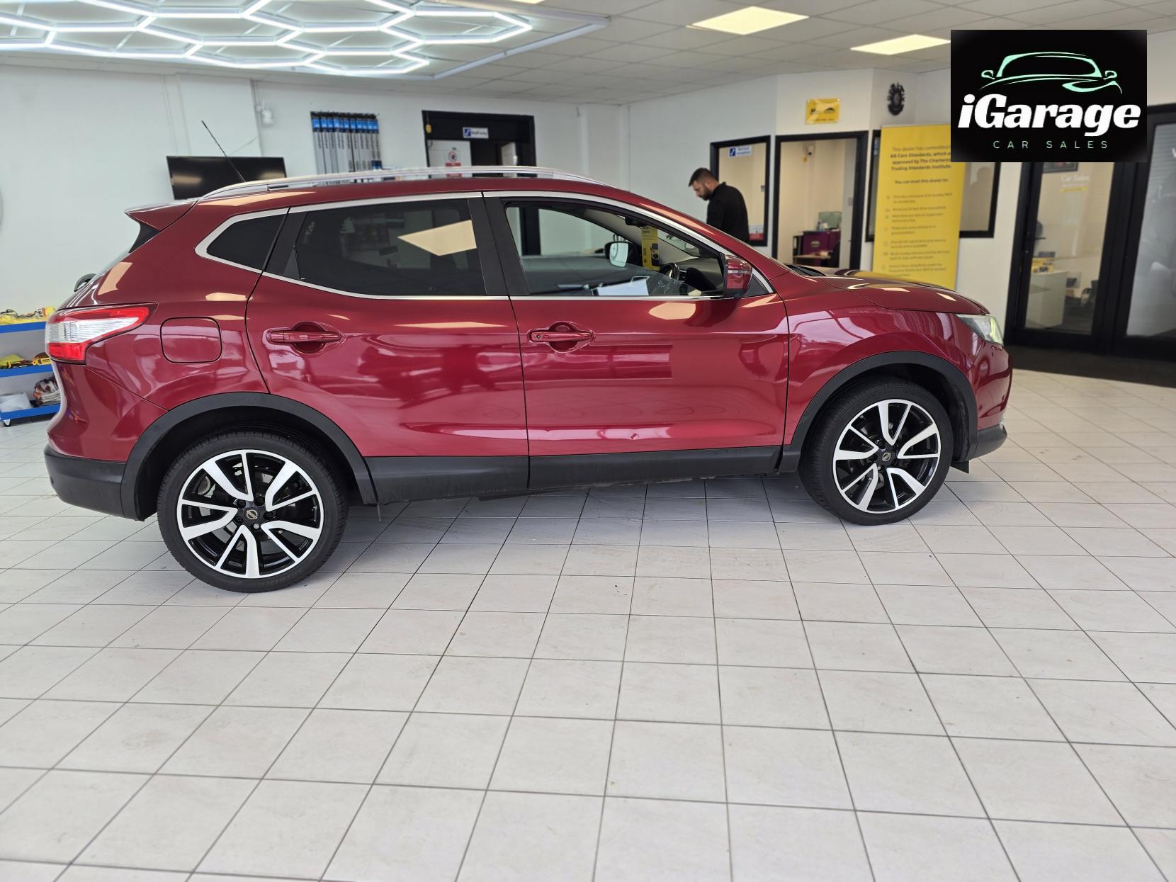 Nissan Qashqai 1.2 DIG-T Tekna SUV 5dr Petrol Manual 2WD Euro 5 (s/s) (115 ps)