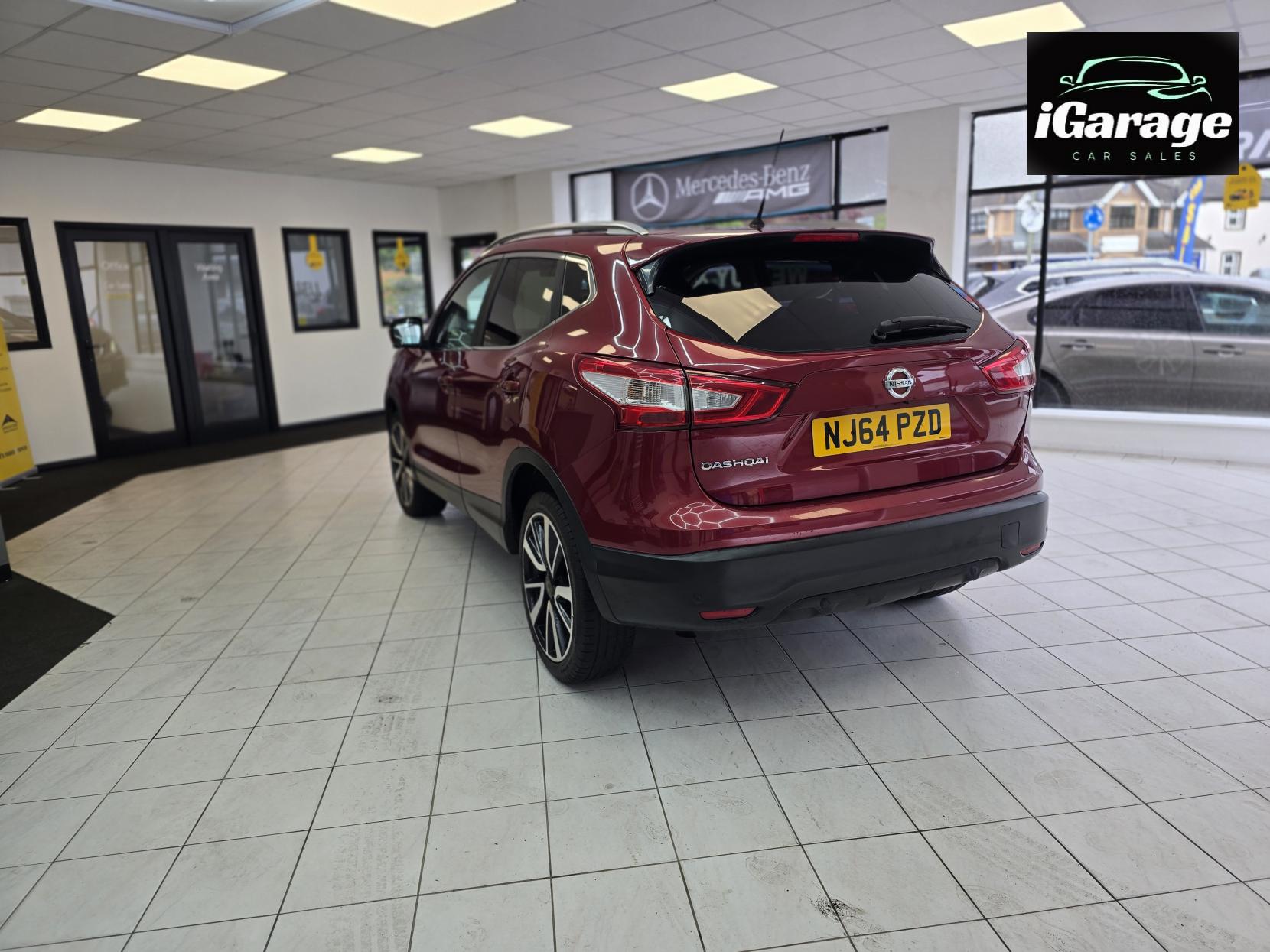 Nissan Qashqai 1.2 DIG-T Tekna SUV 5dr Petrol Manual 2WD Euro 5 (s/s) (115 ps)