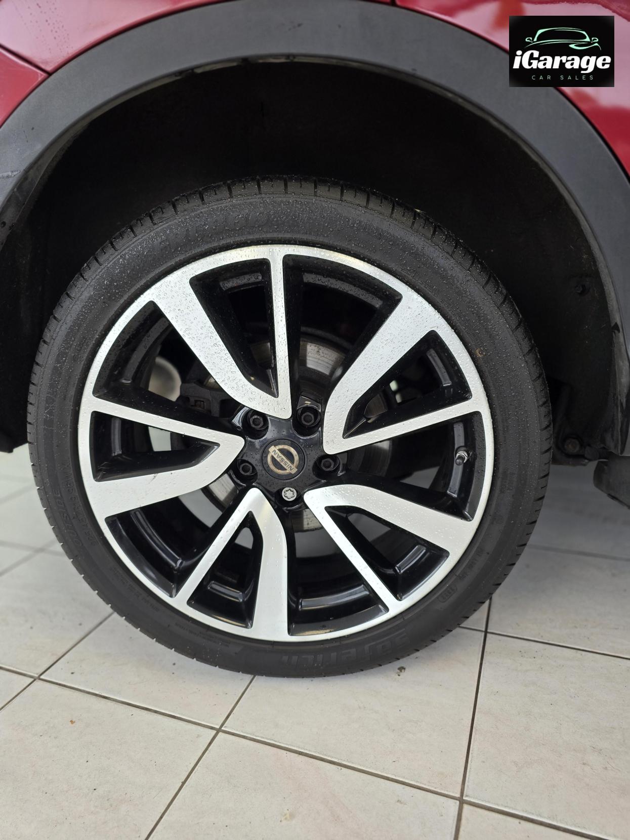 Nissan Qashqai 1.2 DIG-T Tekna SUV 5dr Petrol Manual 2WD Euro 5 (s/s) (115 ps)
