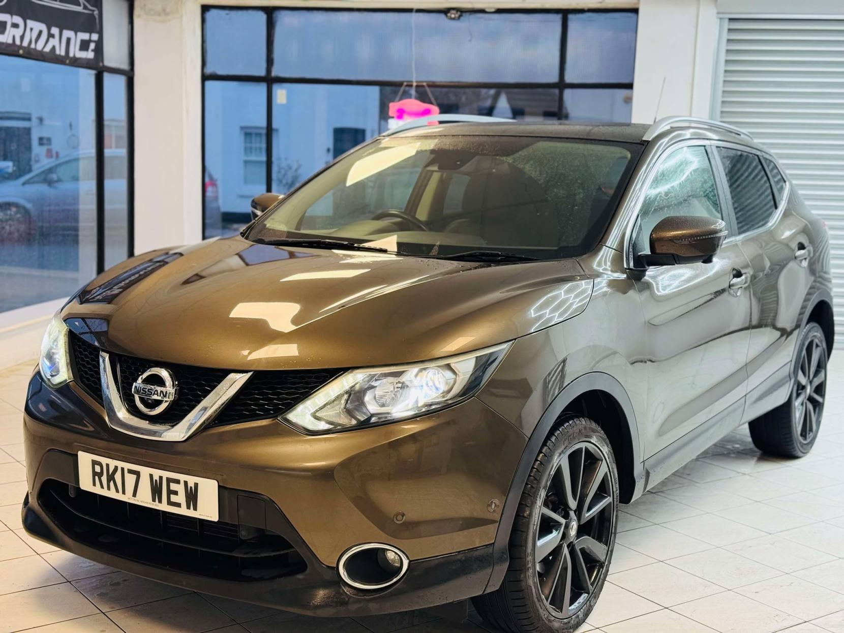 Nissan Qashqai 1.2 DIG-T Tekna SUV 5dr Petrol XTRON 2WD Euro 6 (s/s) (115 ps)