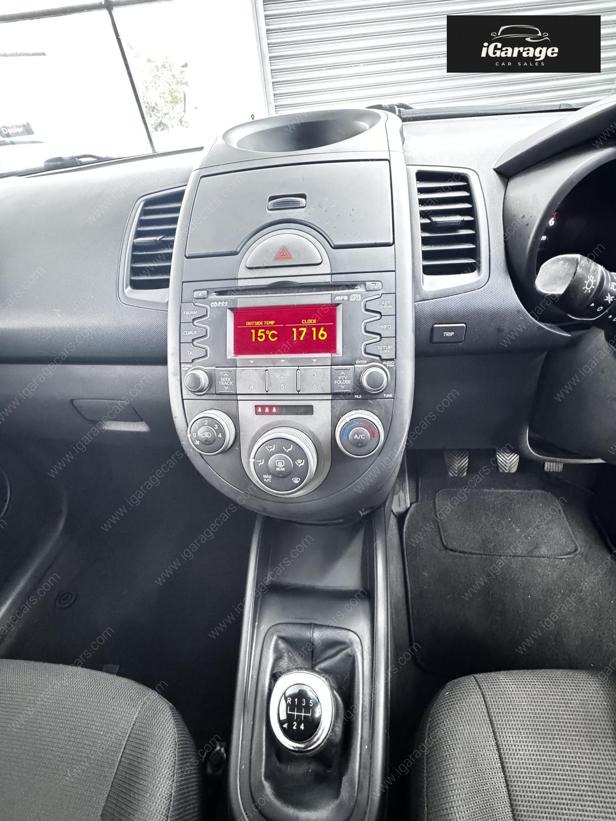 Kia Soul 1.6 CRDi 2 SUV 5dr Diesel Manual Euro 4 (126 bhp)