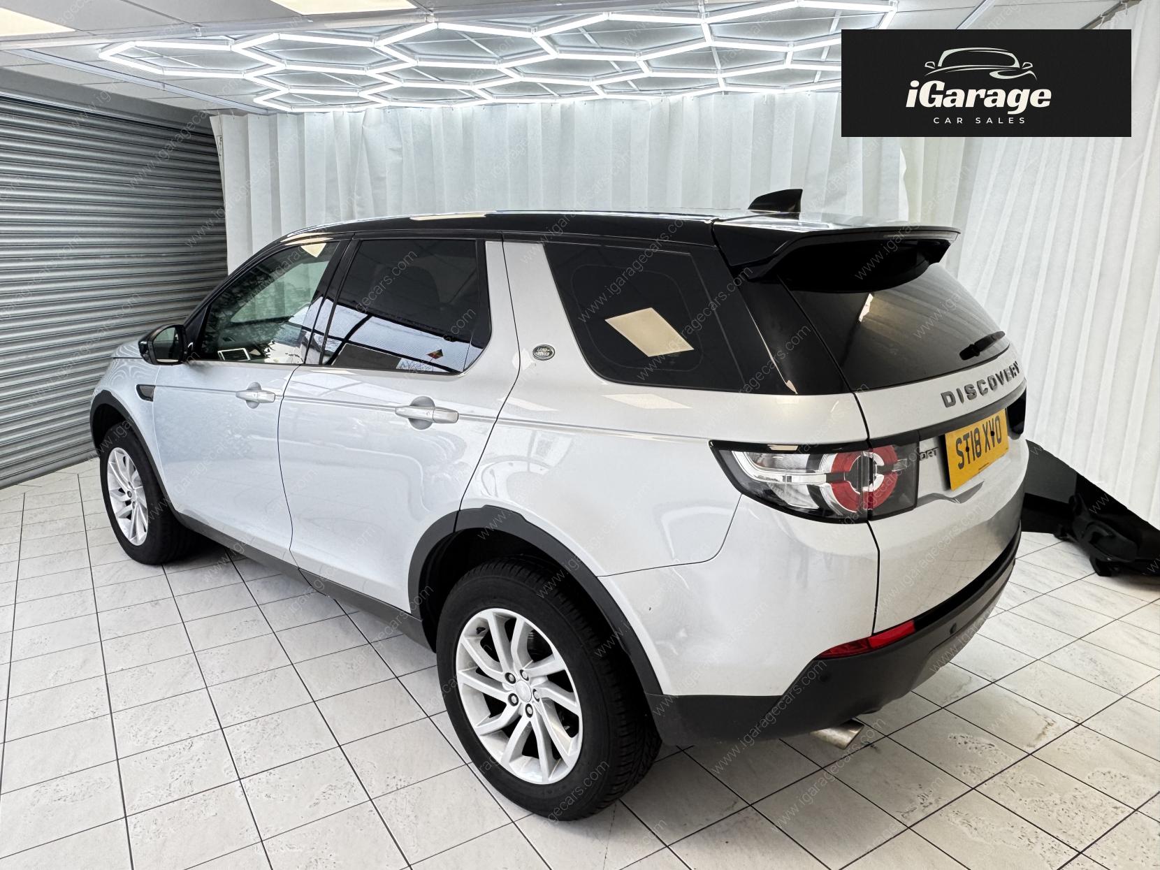 Land Rover Discovery Sport 2.0 TD4 SE Tech SUV 5dr Diesel Manual 4WD Euro 6 (s/s) (180 ps)