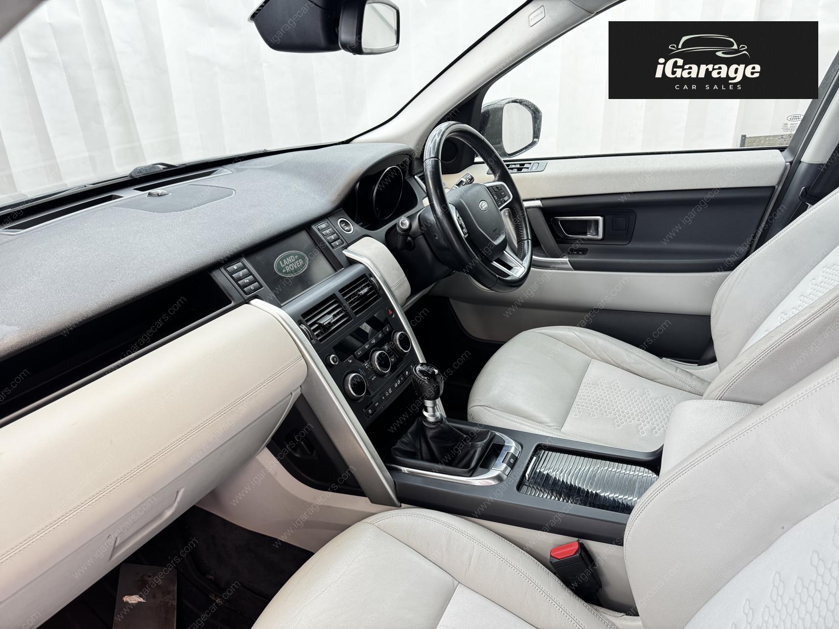 Land Rover Discovery Sport 2.0 TD4 SE Tech SUV 5dr Diesel Manual 4WD Euro 6 (s/s) (180 ps)