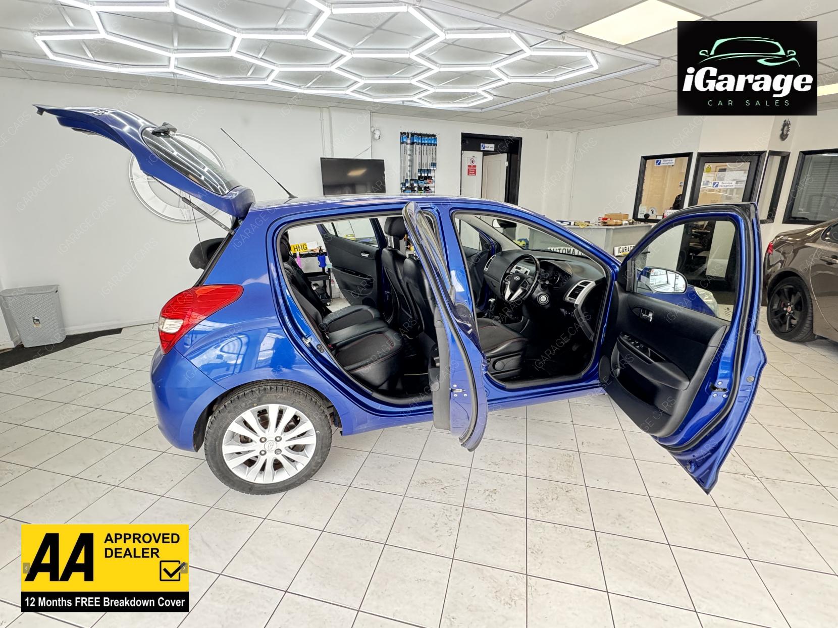 Hyundai i20 1.4 CRDi Style Hatchback 5dr Diesel Manual Euro 4 (89 bhp)
